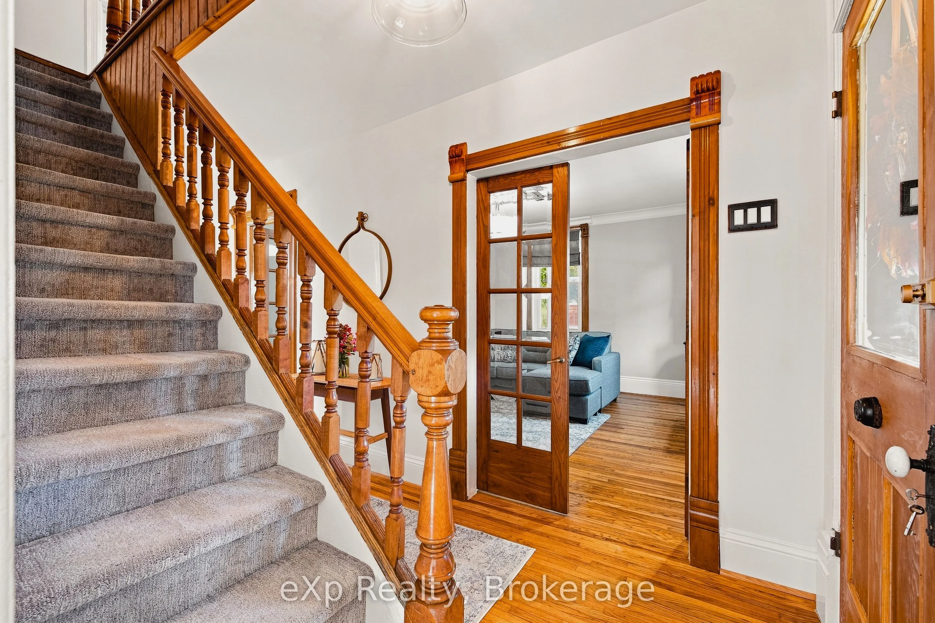 51 Osprey Street S