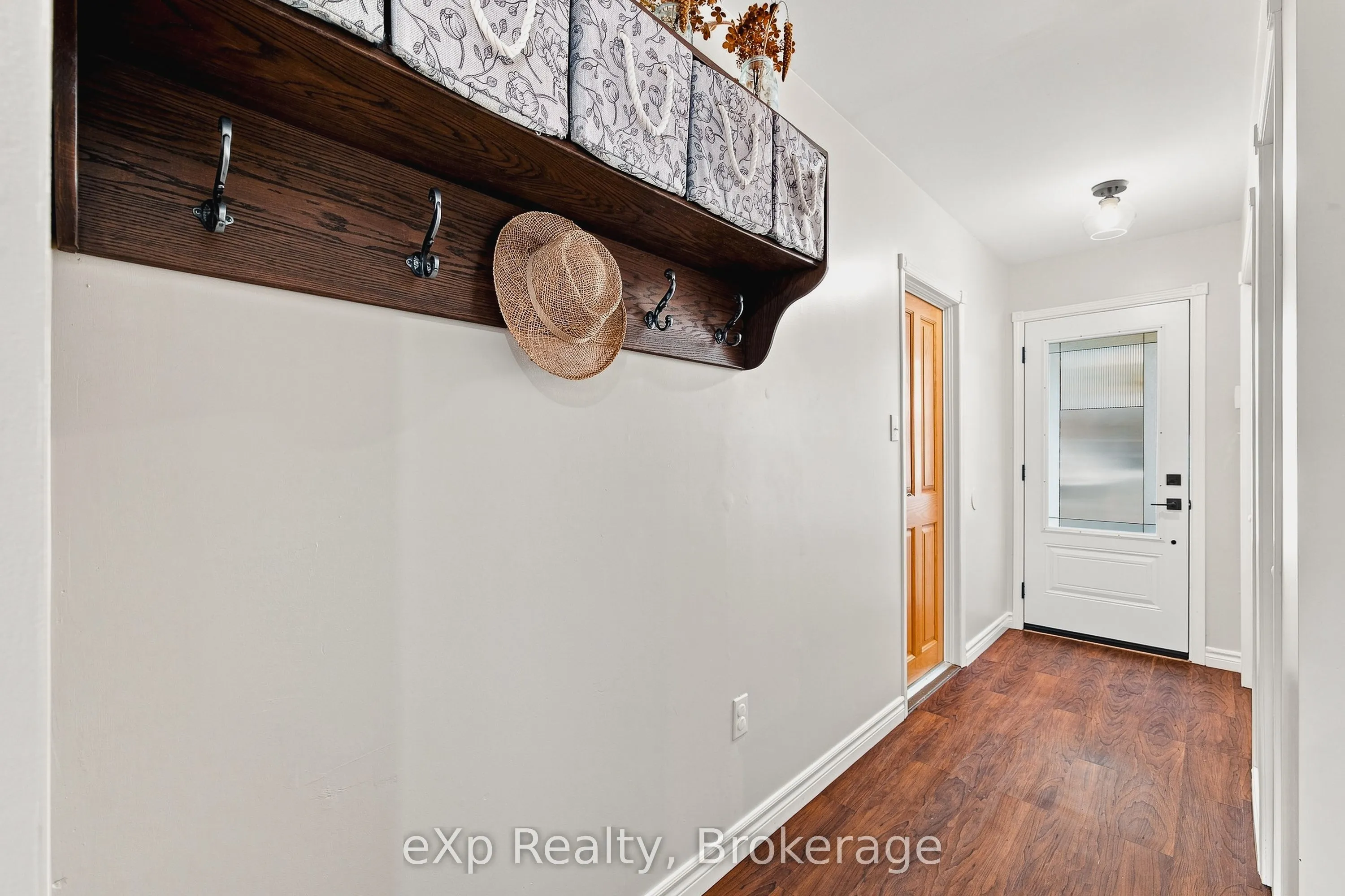 51 Osprey Street S