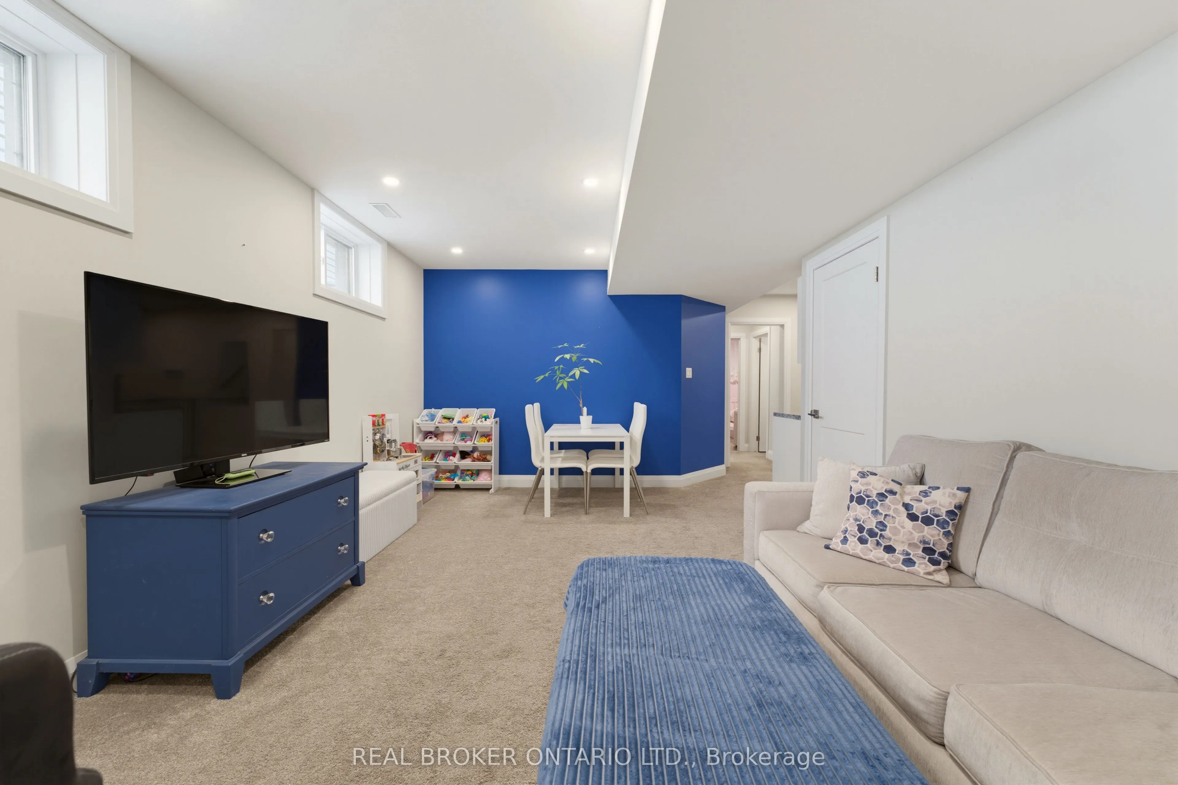 98 Woodberry Crescent