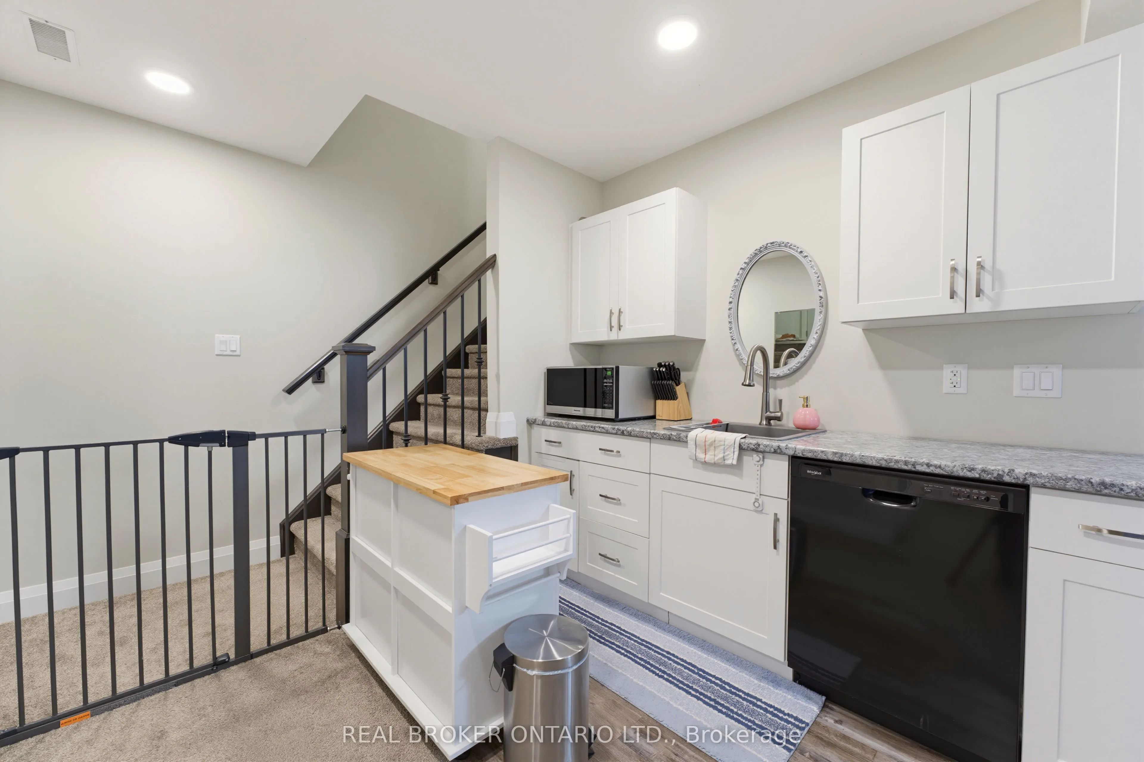 98 Woodberry Crescent