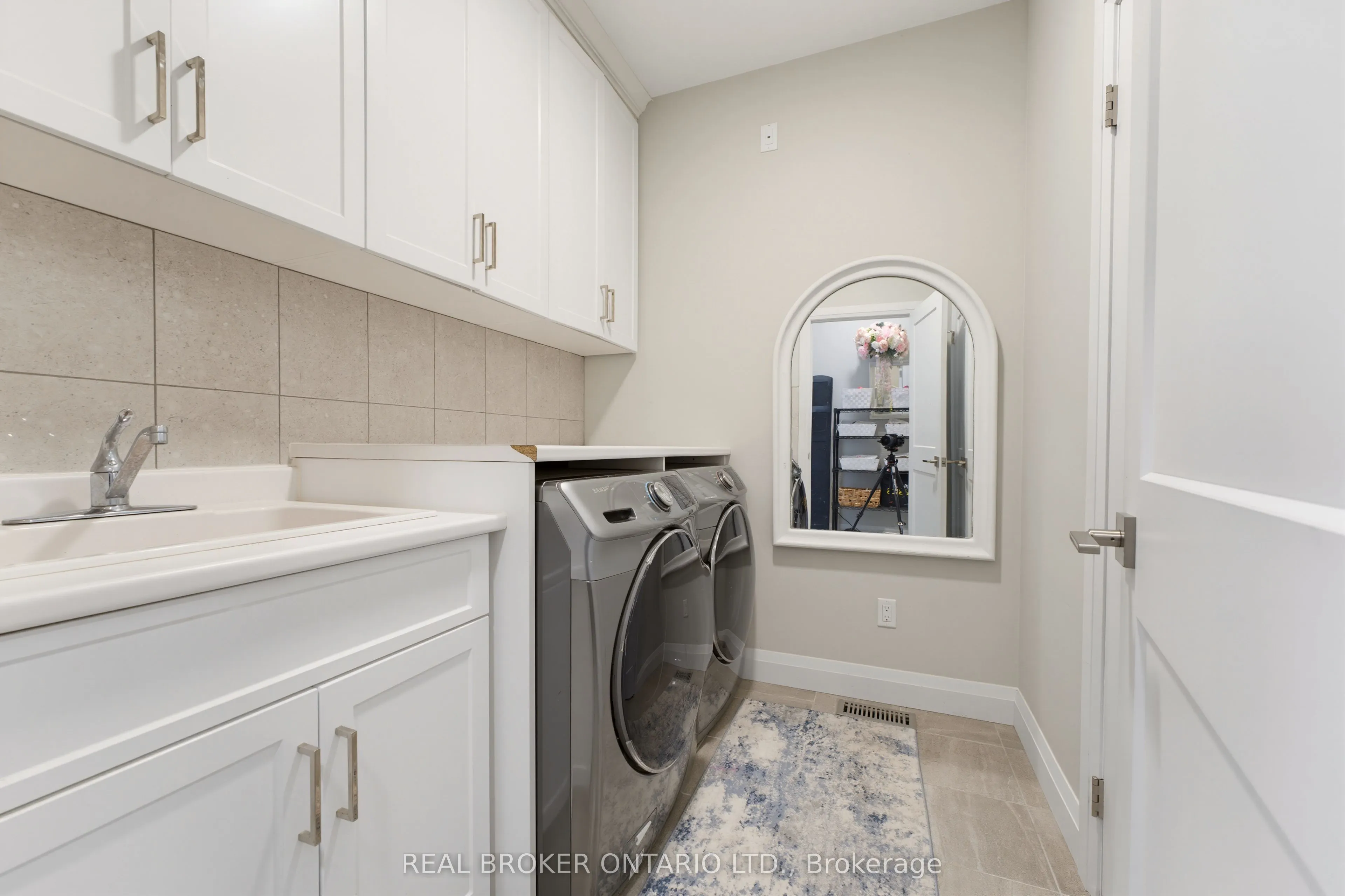 98 Woodberry Crescent