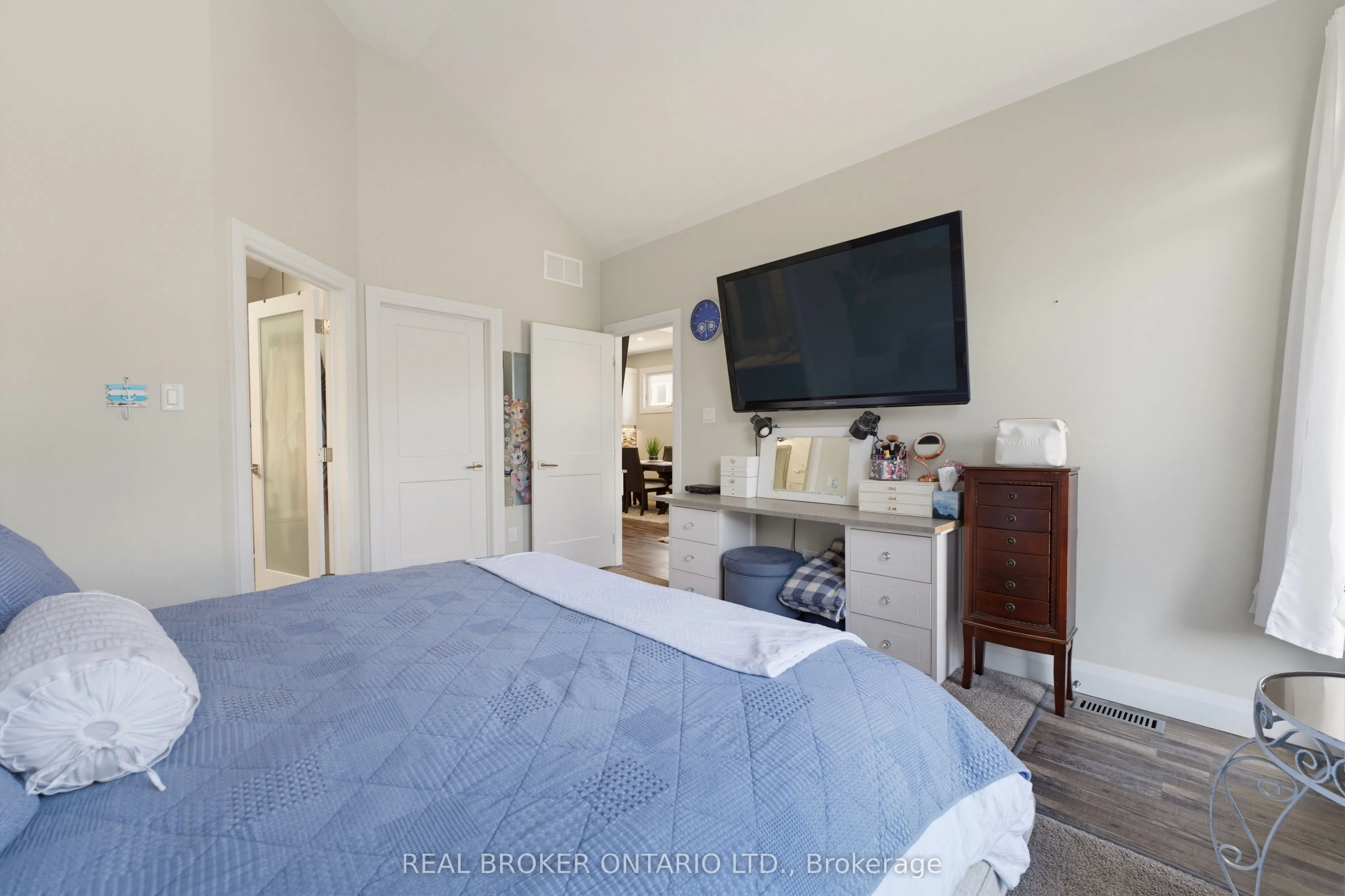 98 Woodberry Crescent