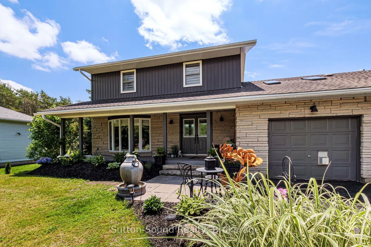 35 Pine Tree Drive