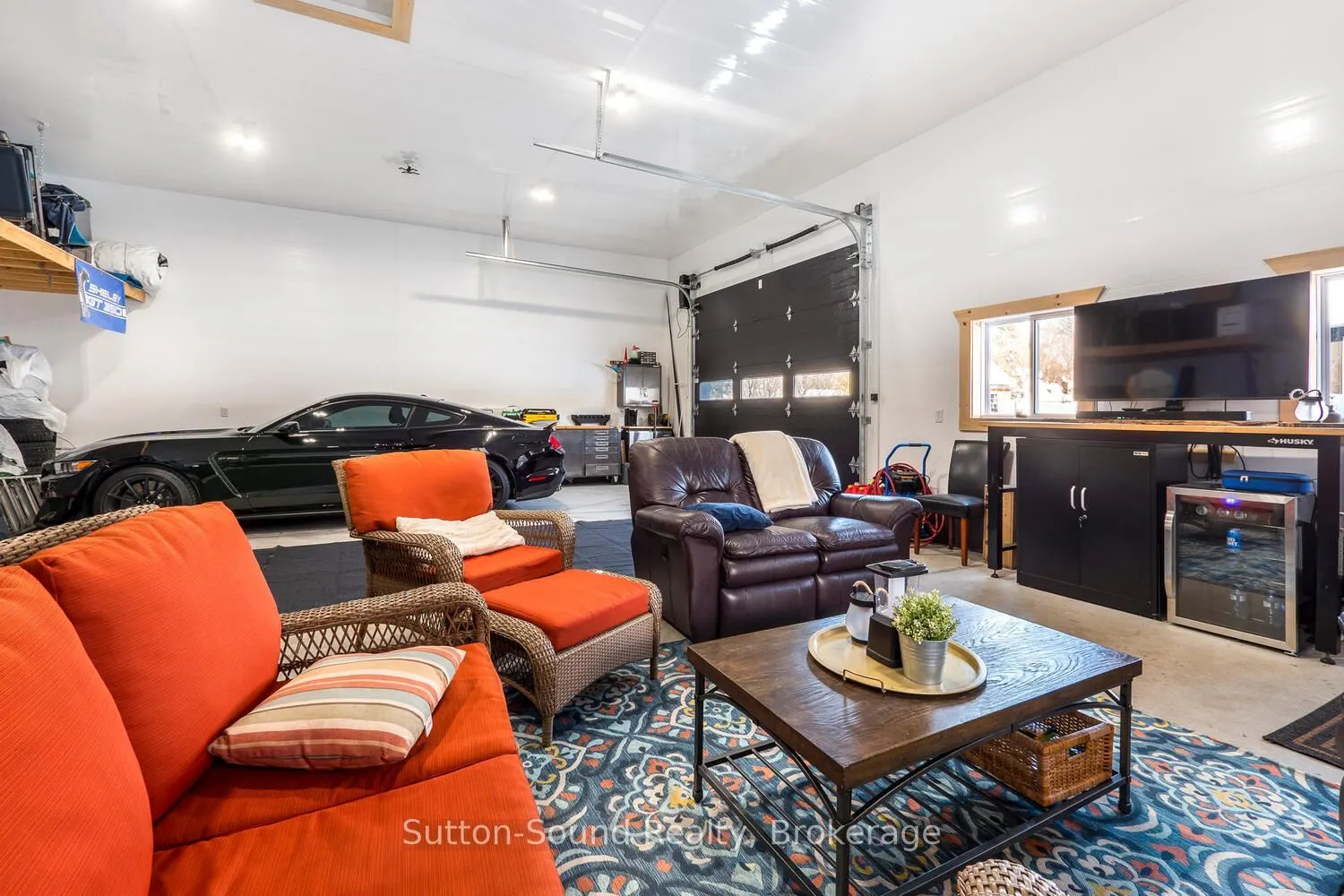 35 Pine Tree Drive
