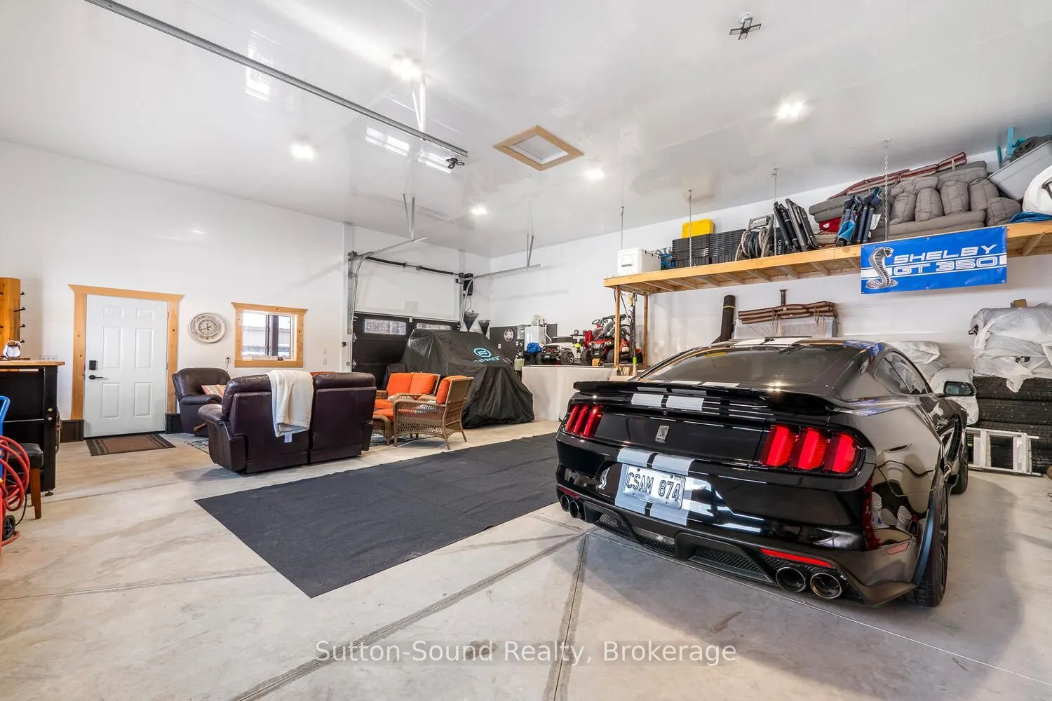35 Pine Tree Drive