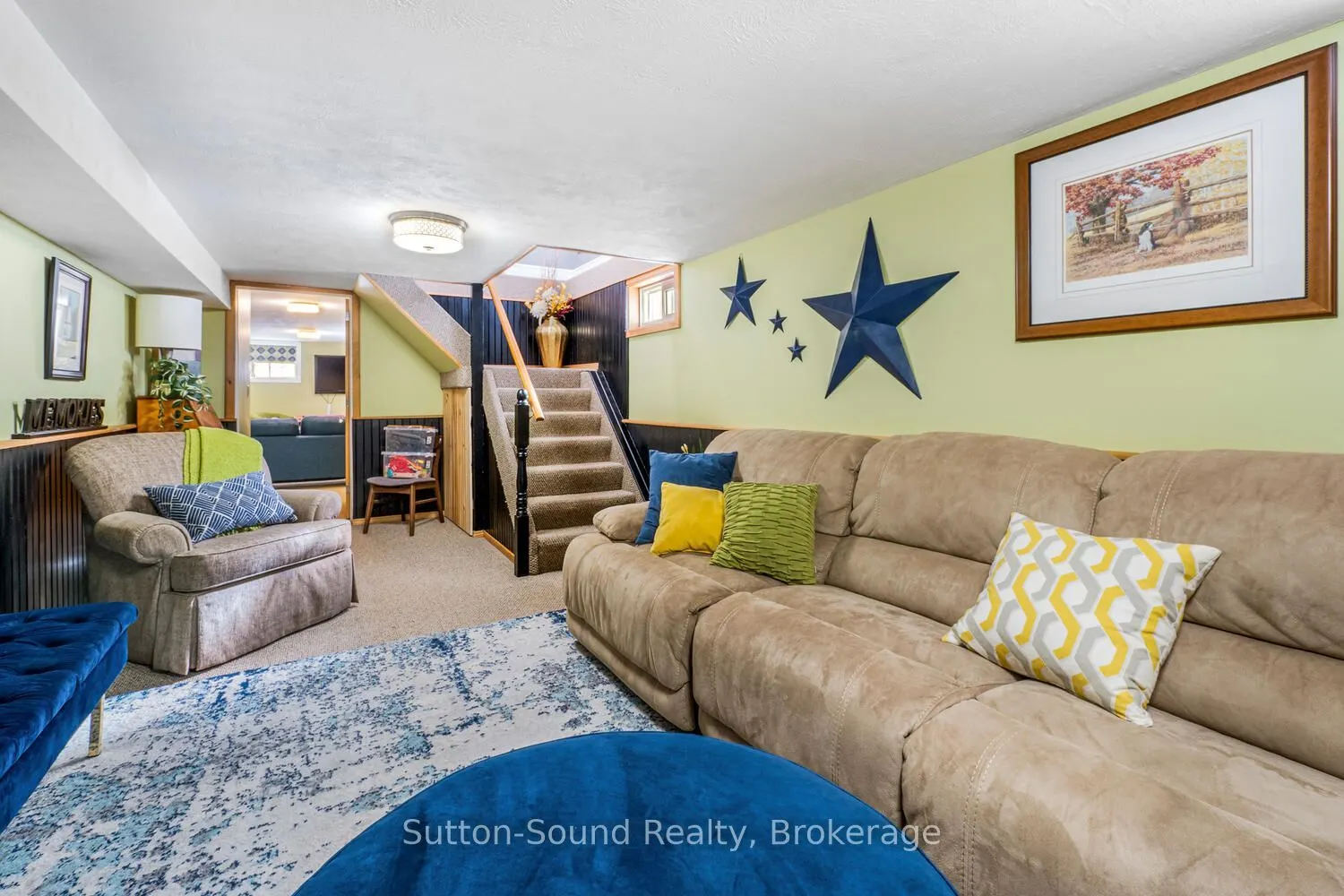 35 Pine Tree Drive