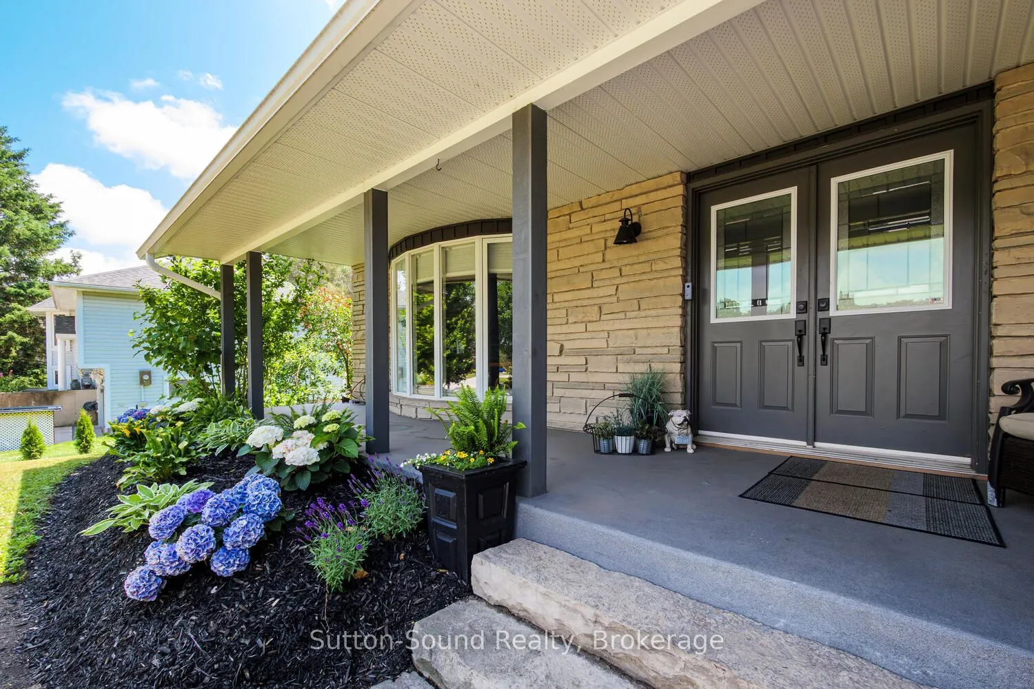 35 Pine Tree Drive