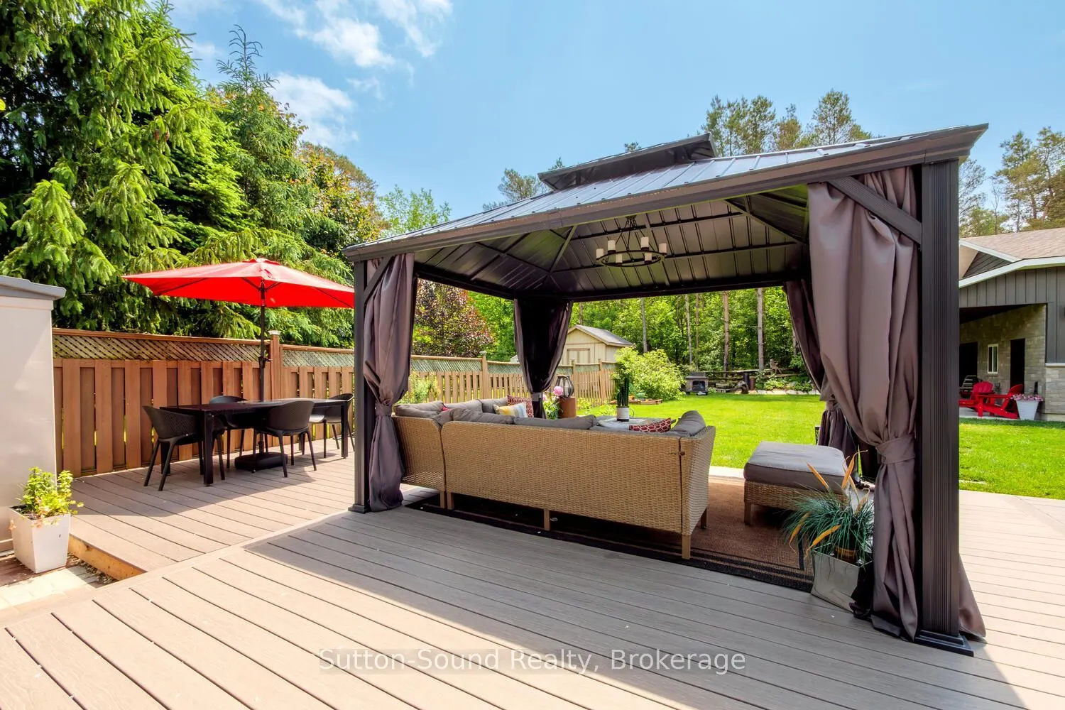 35 Pine Tree Drive