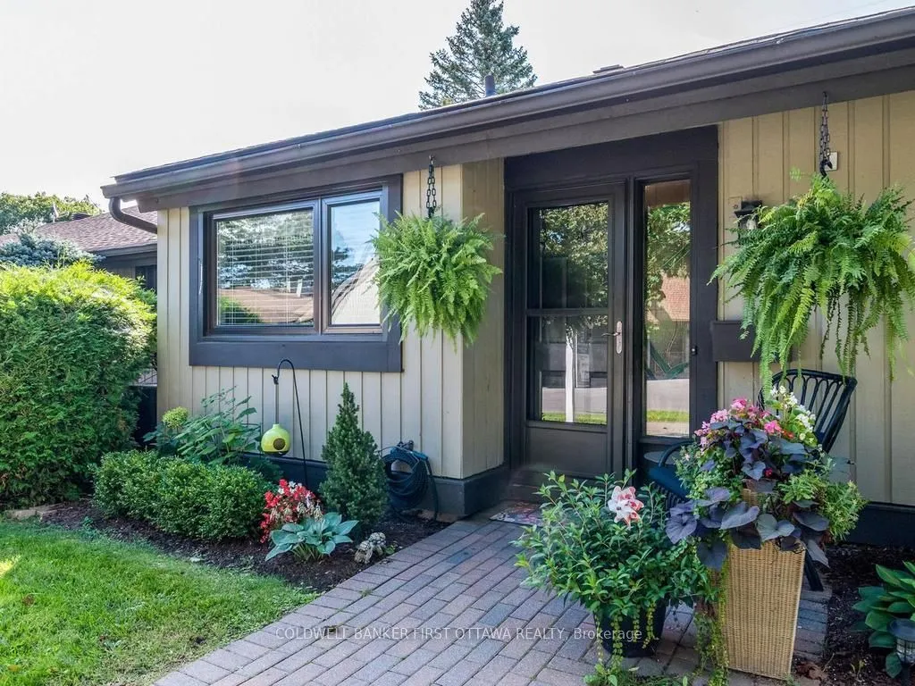 12 Kittansett Court #6