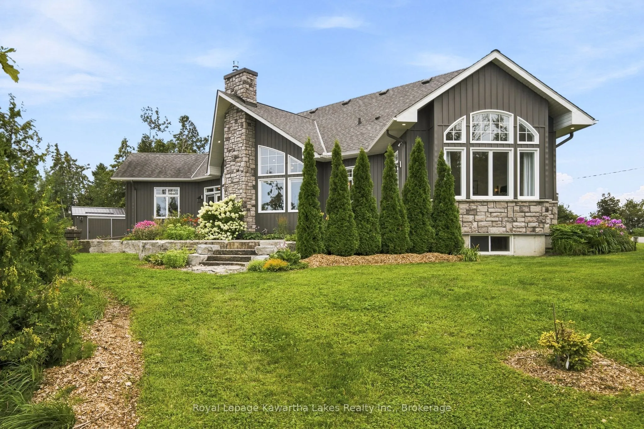 32 Mclarens Creek Road