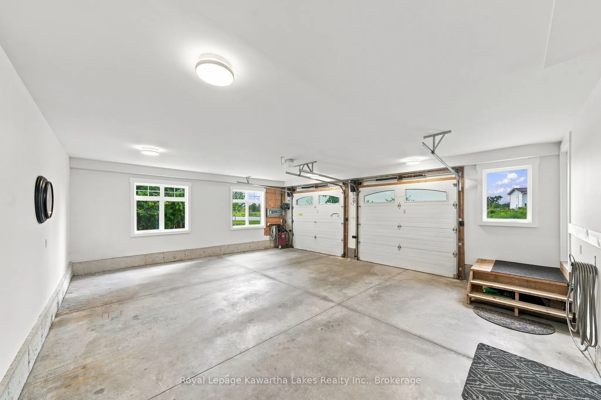 32 Mclarens Creek Road