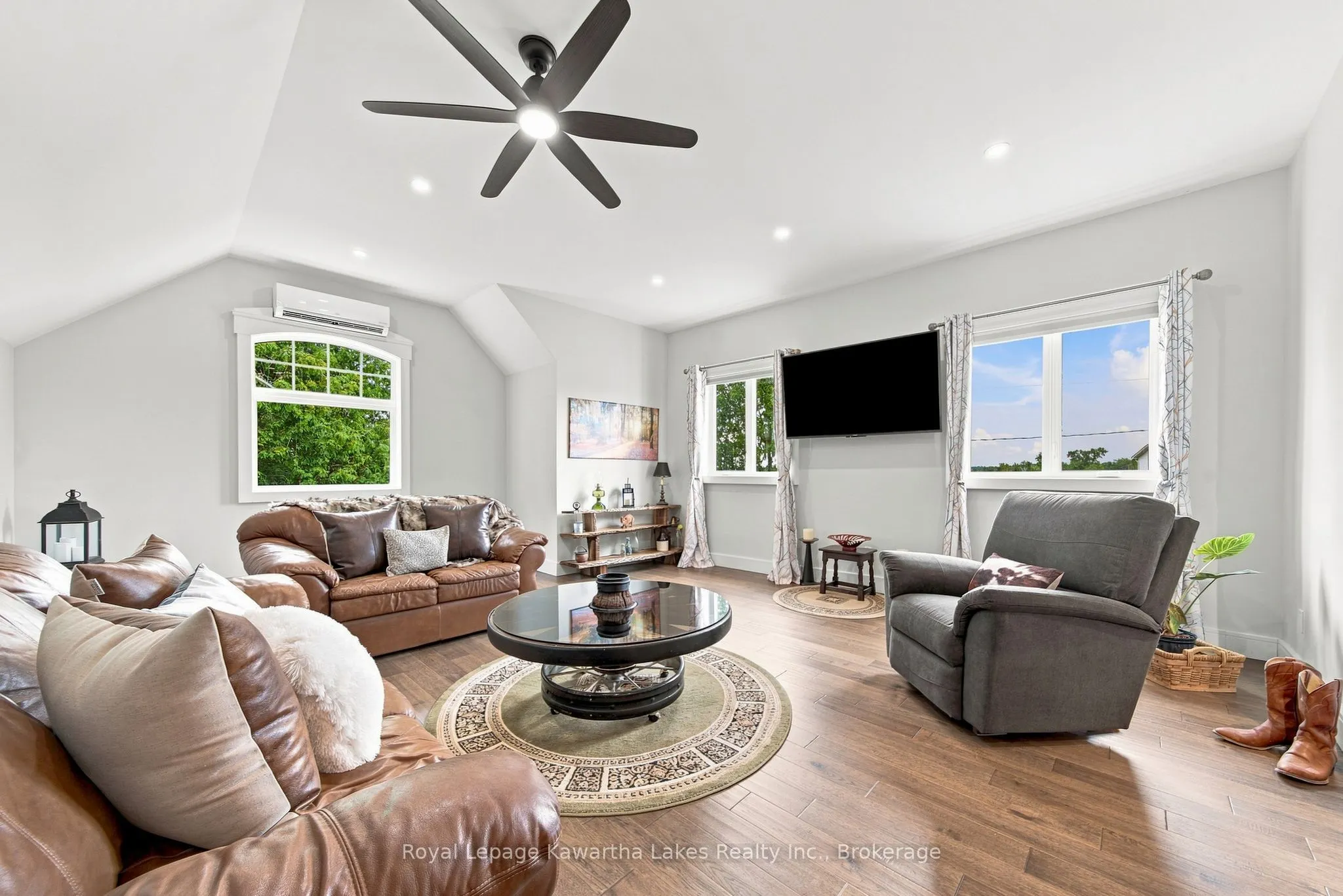 32 Mclarens Creek Road