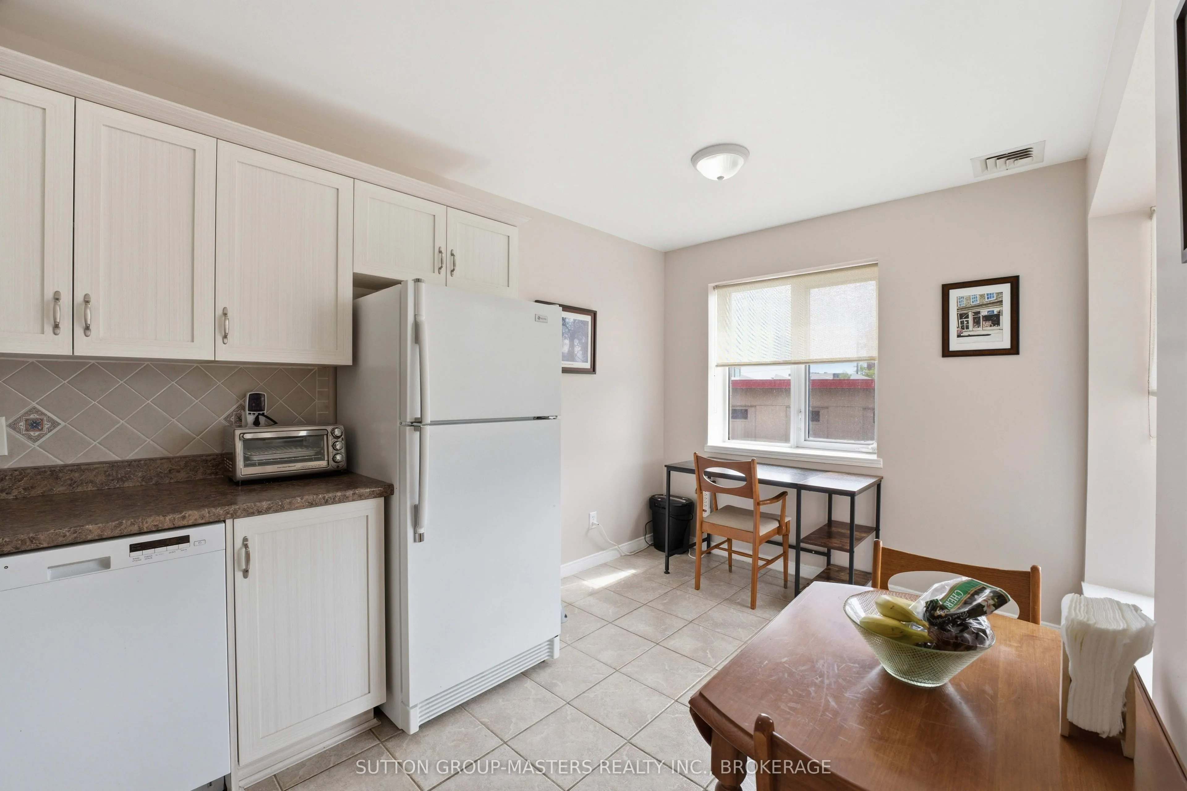 130 Wright Crescent #204