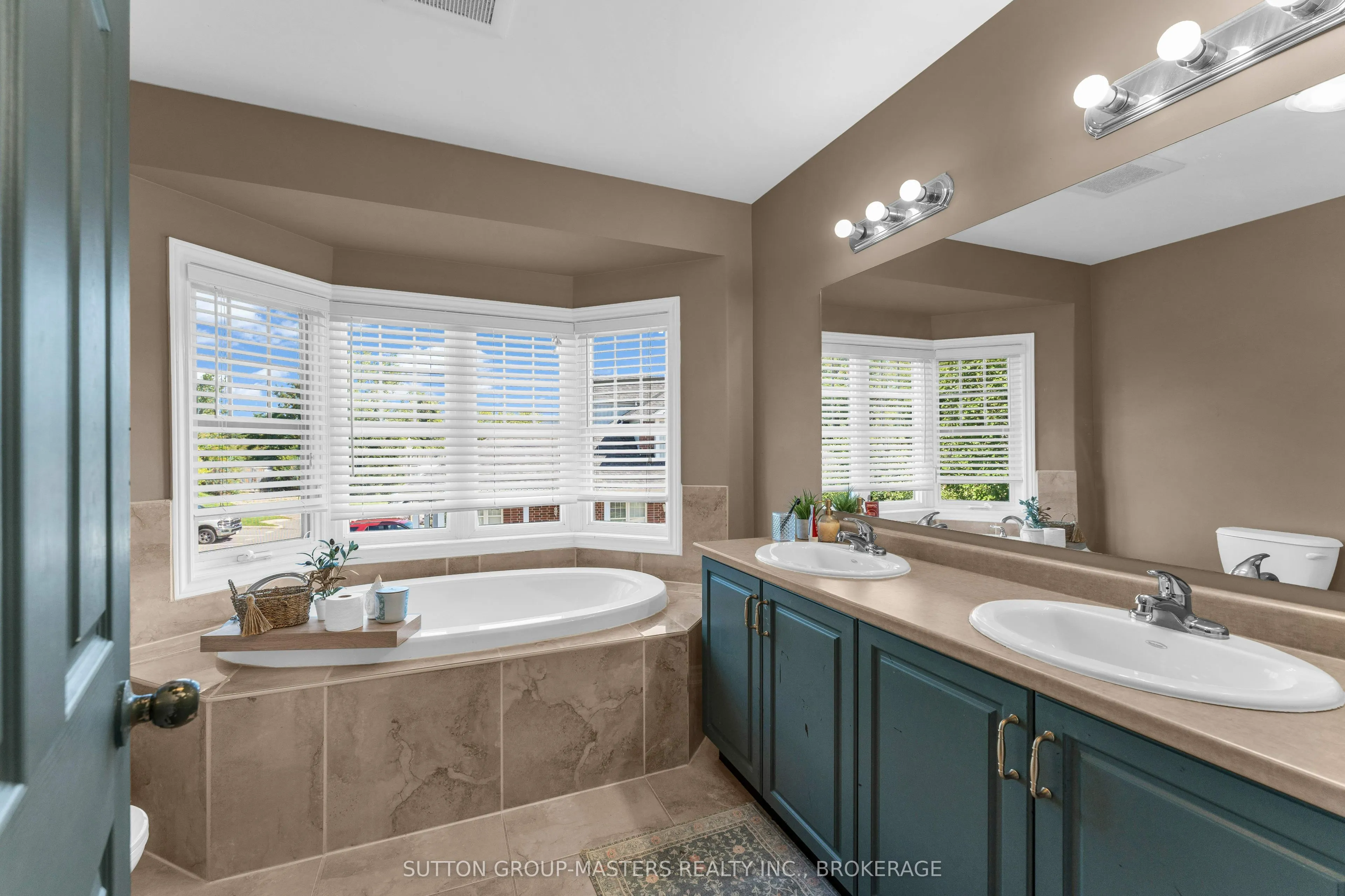 901 Newmarket Lane
