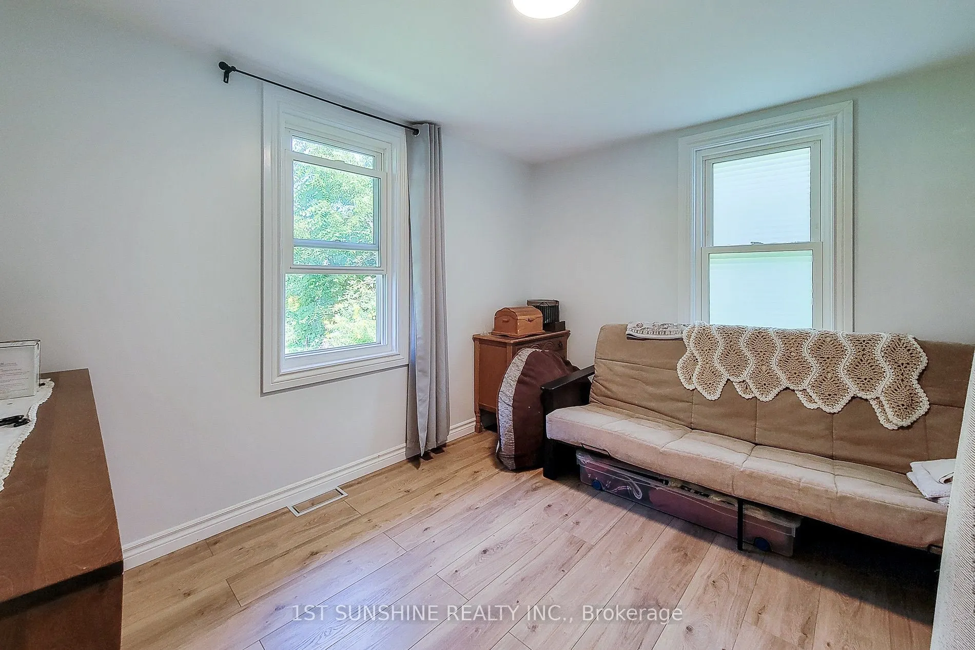 306 RIVERSIDE Drive