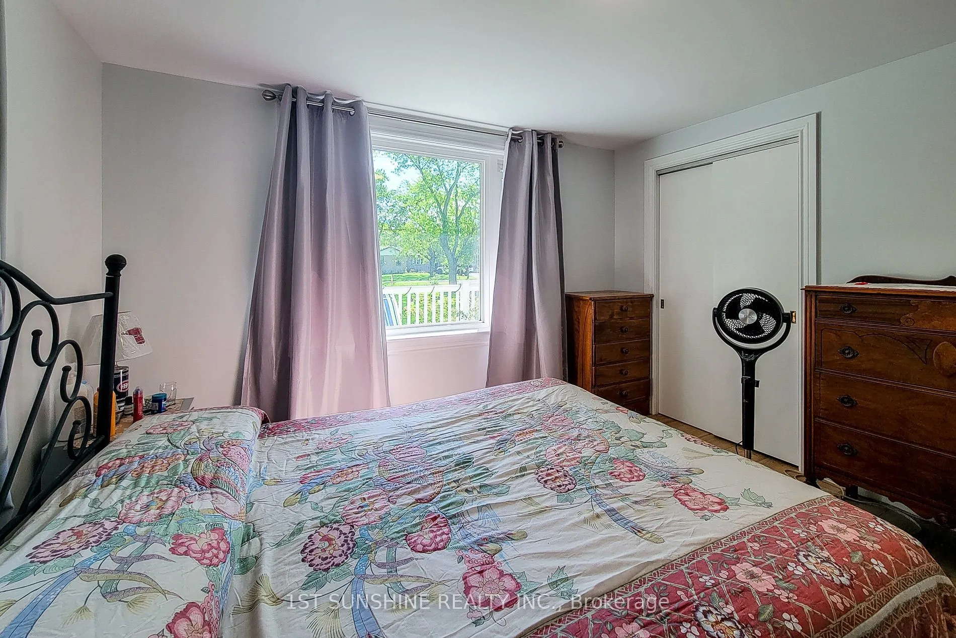306 RIVERSIDE Drive