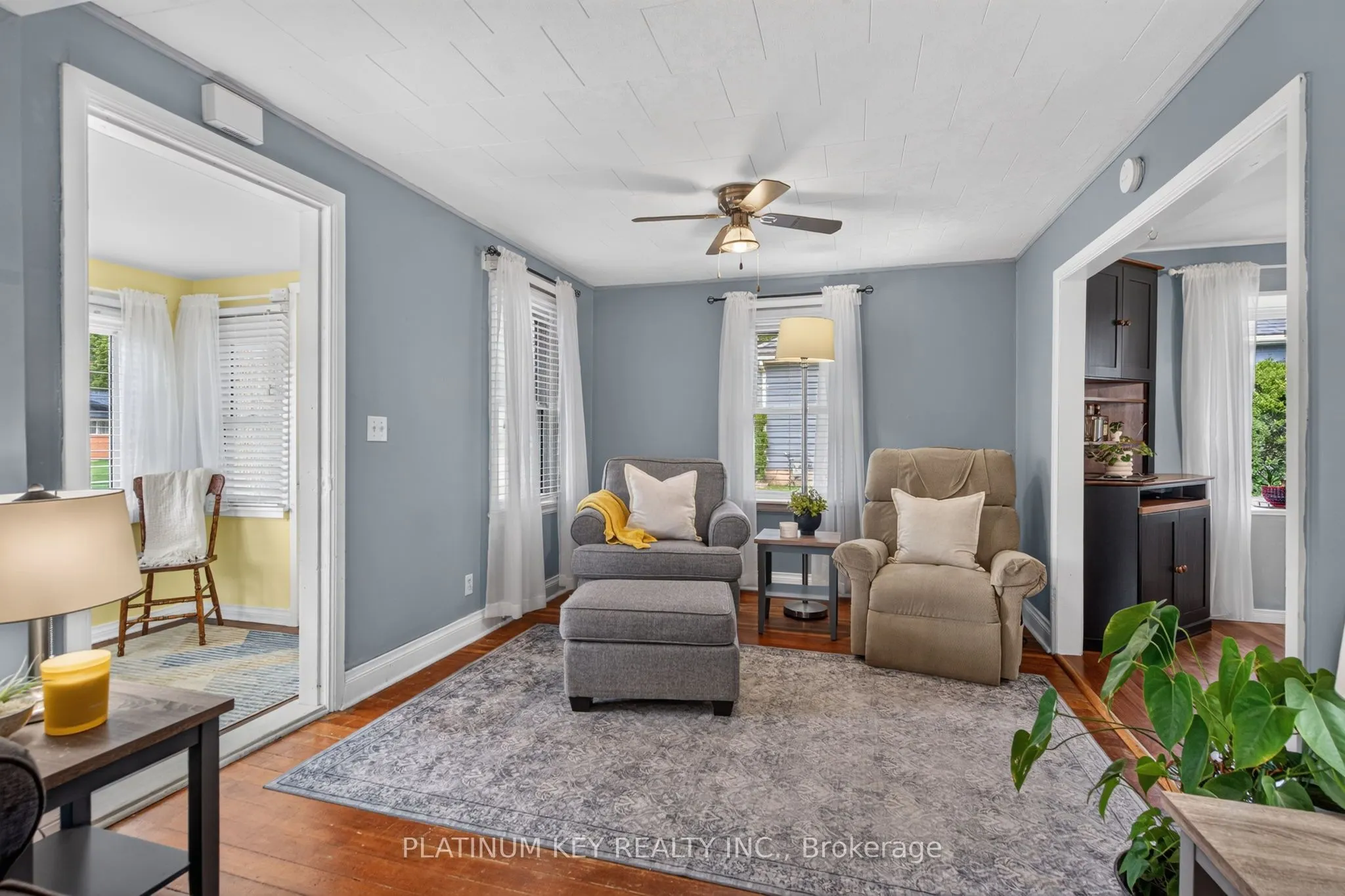 422 Metcalfe Street W