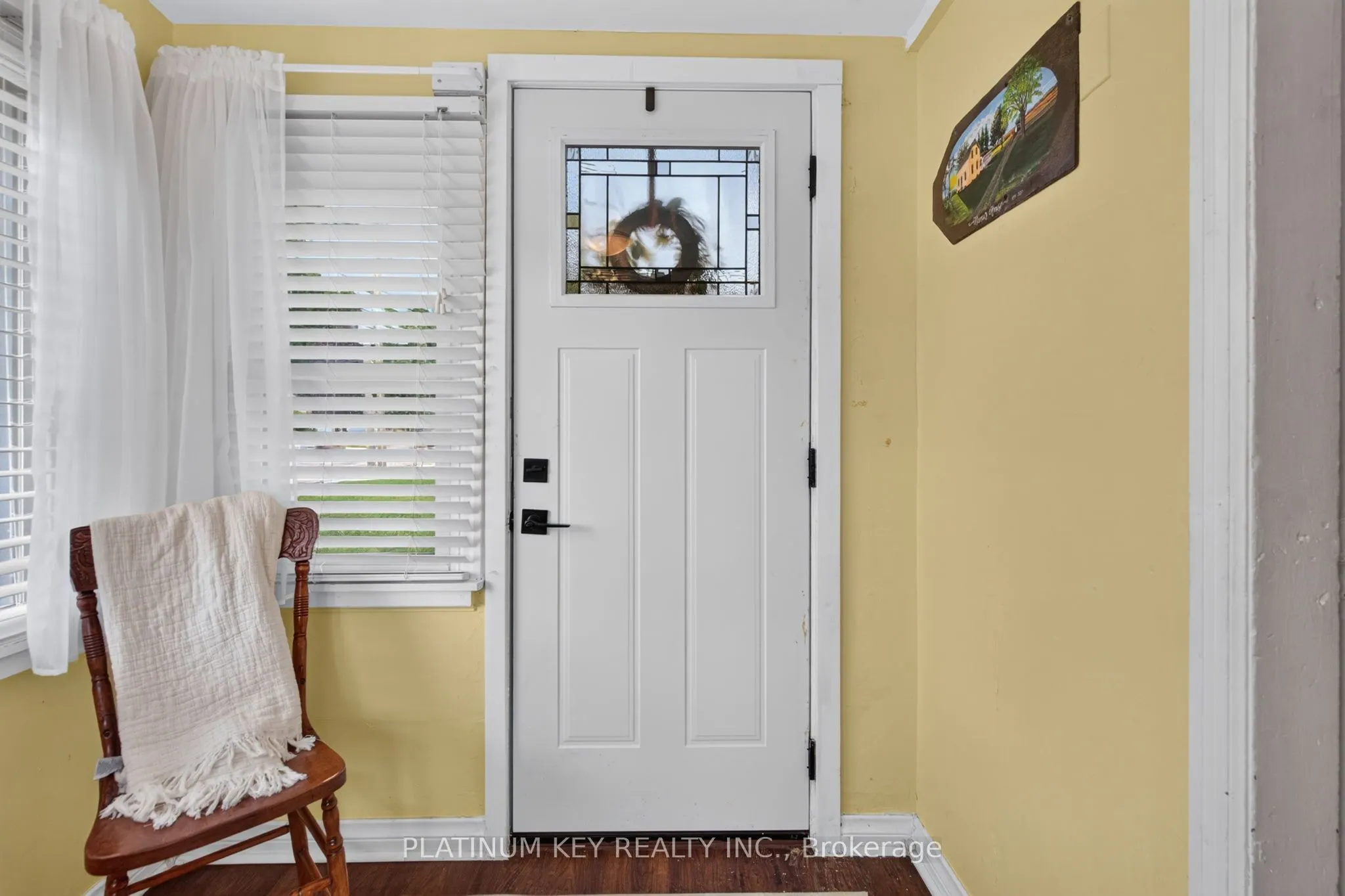 422 Metcalfe Street W