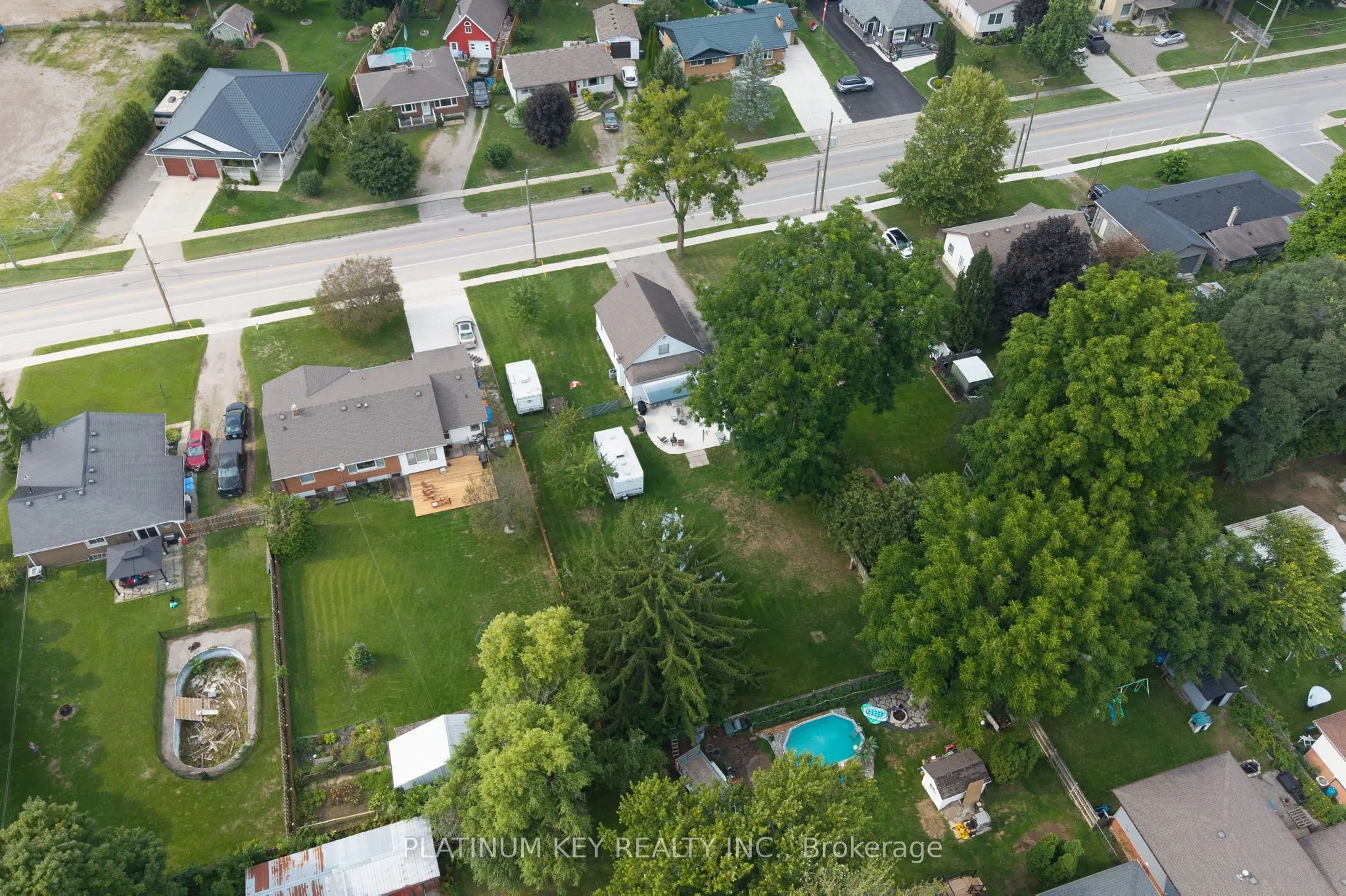 422 Metcalfe Street W