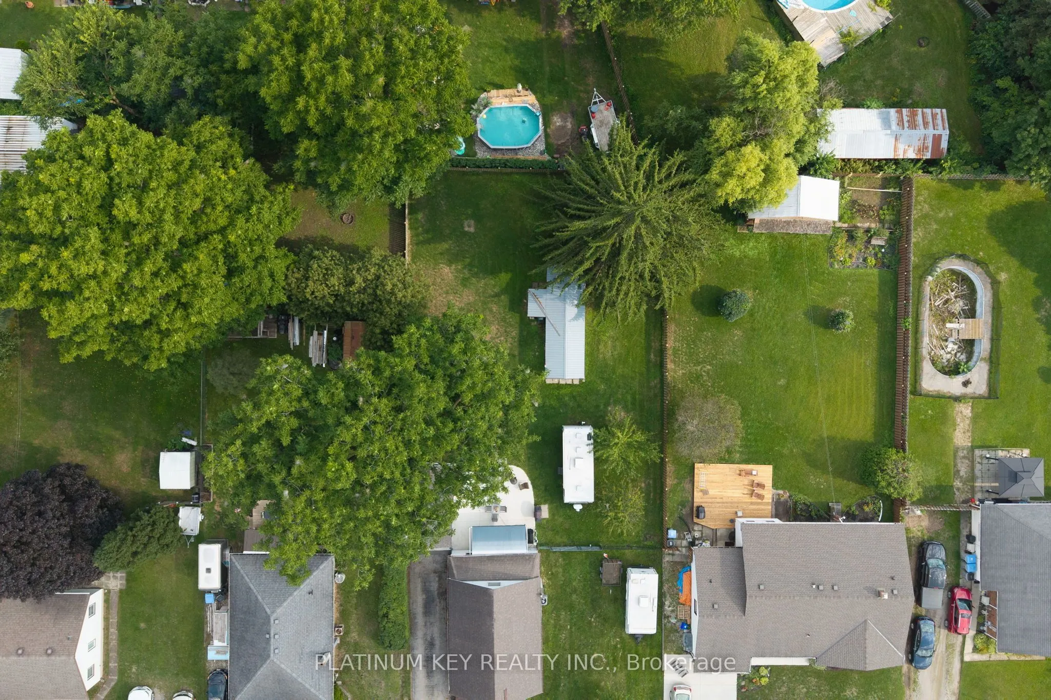 422 Metcalfe Street W