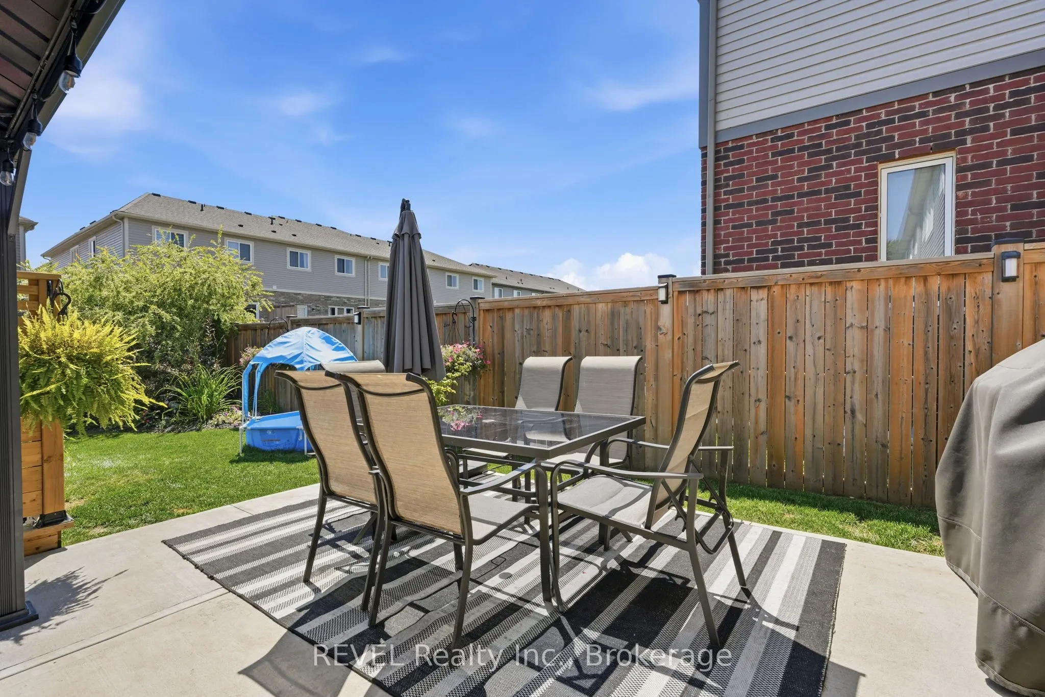 136 Acacia Road