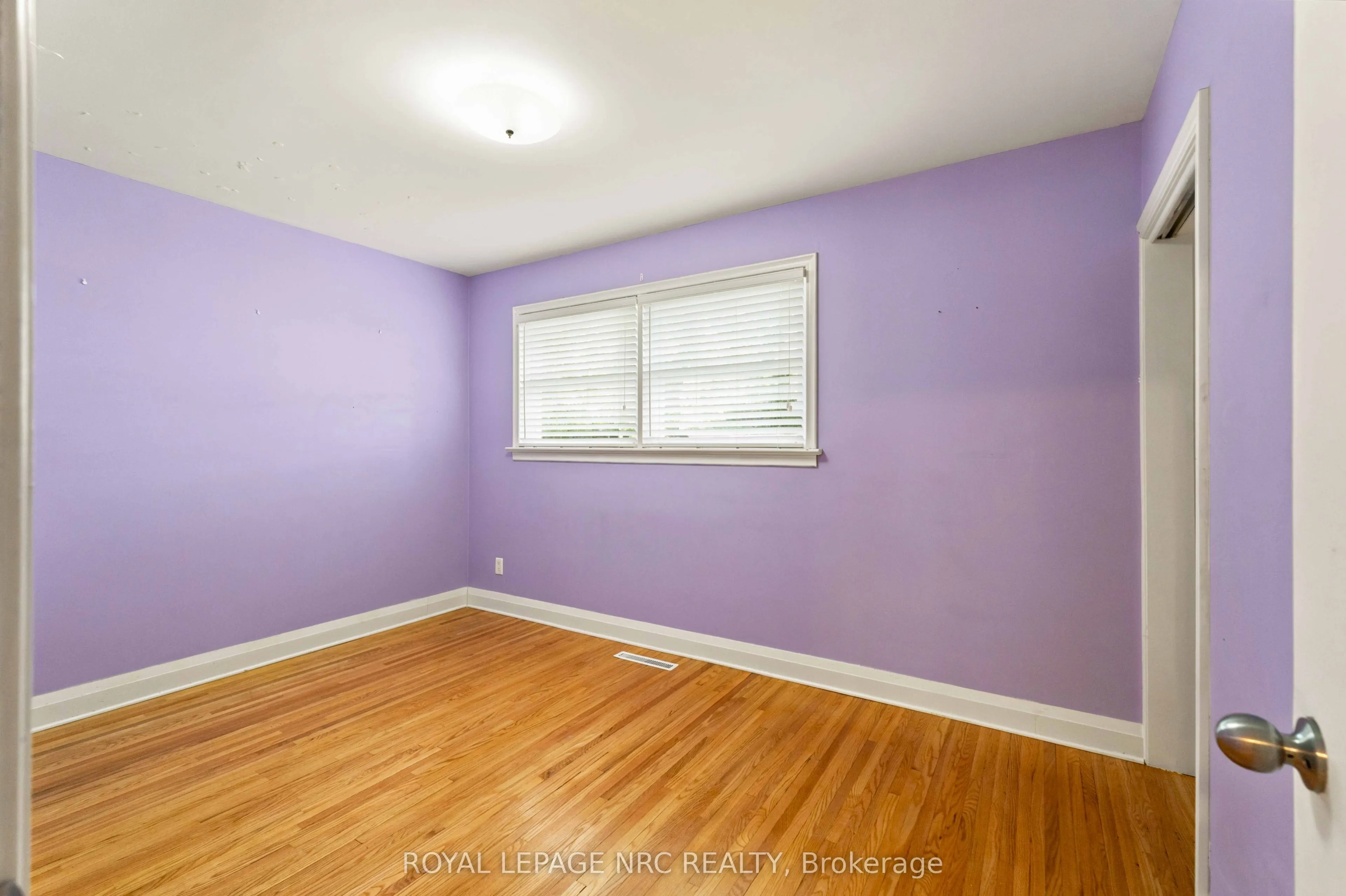 45 Woodcroft Crescent