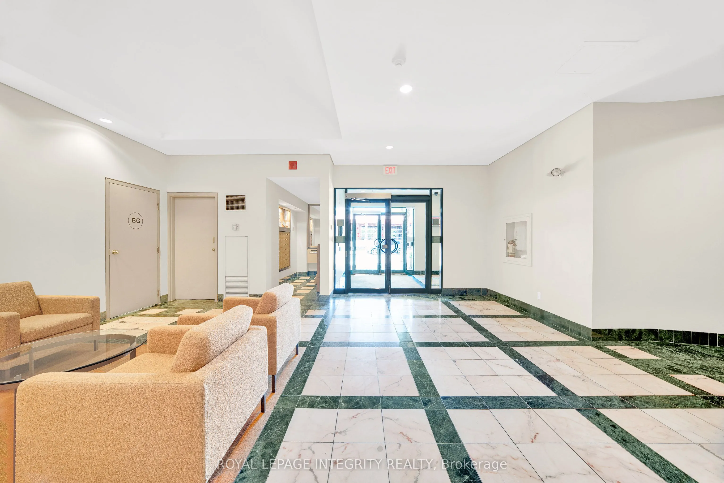 35 Murray Street #217