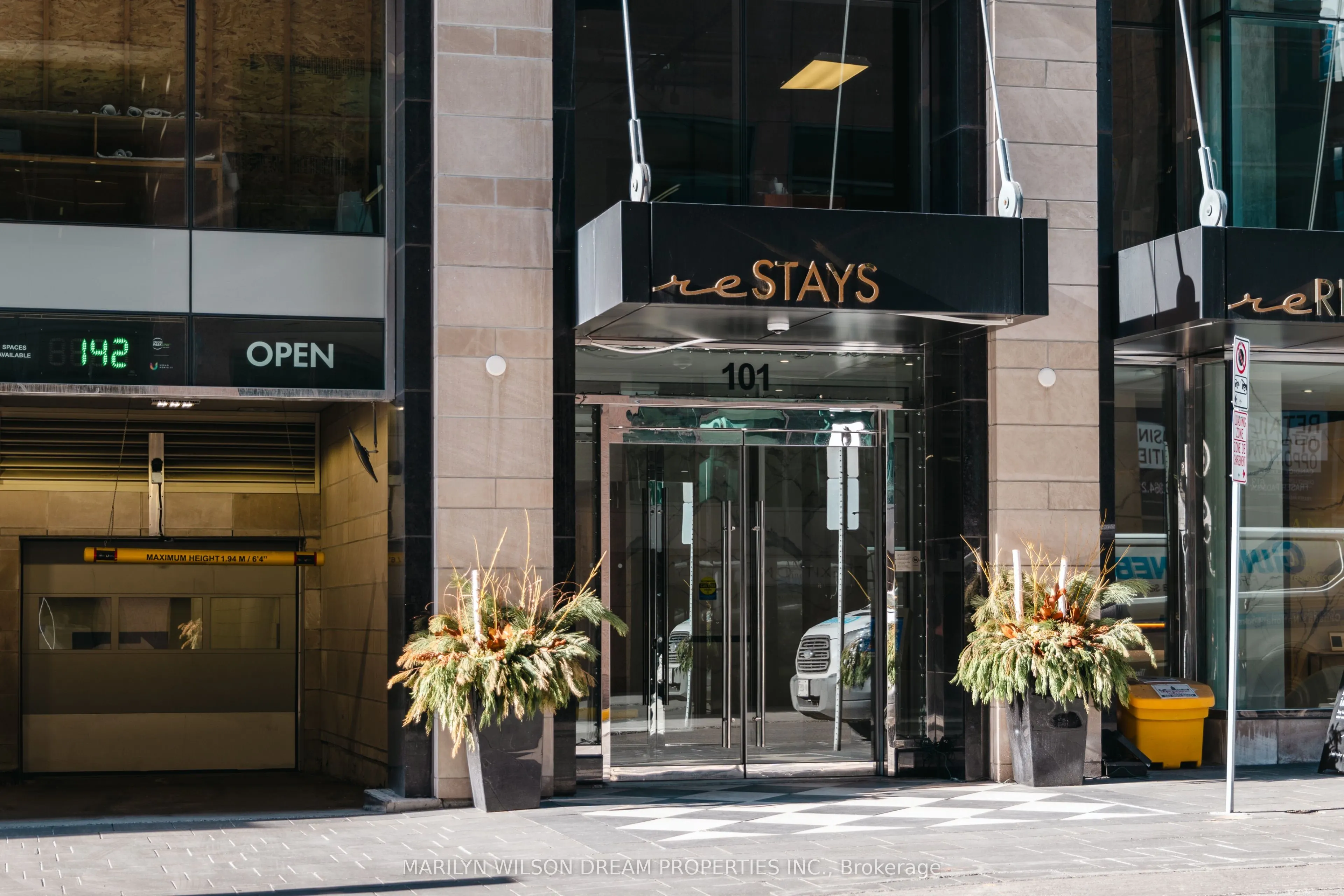 101 Queen Street #1004