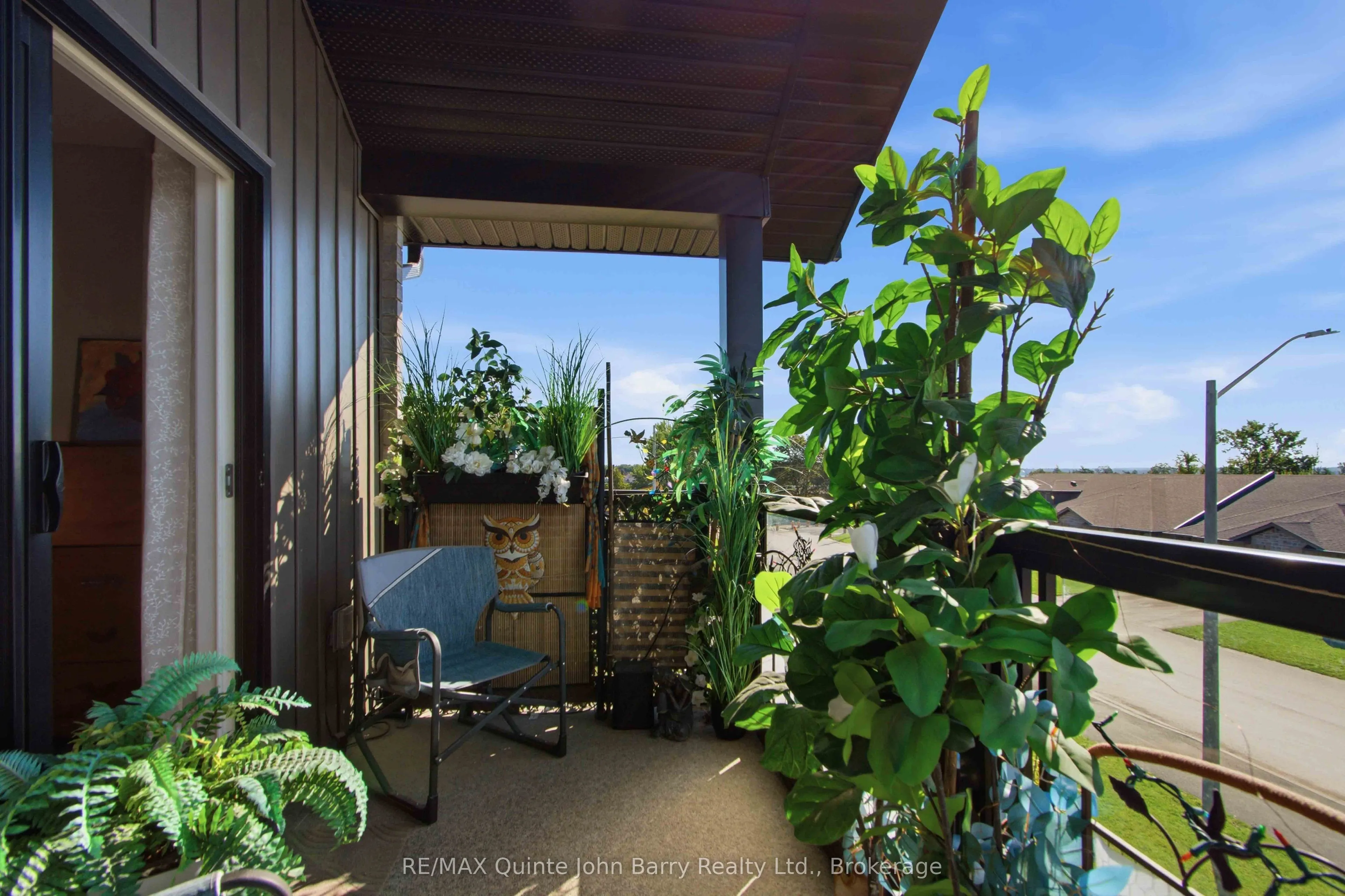 302-20 Hillside Meadow Drive #302