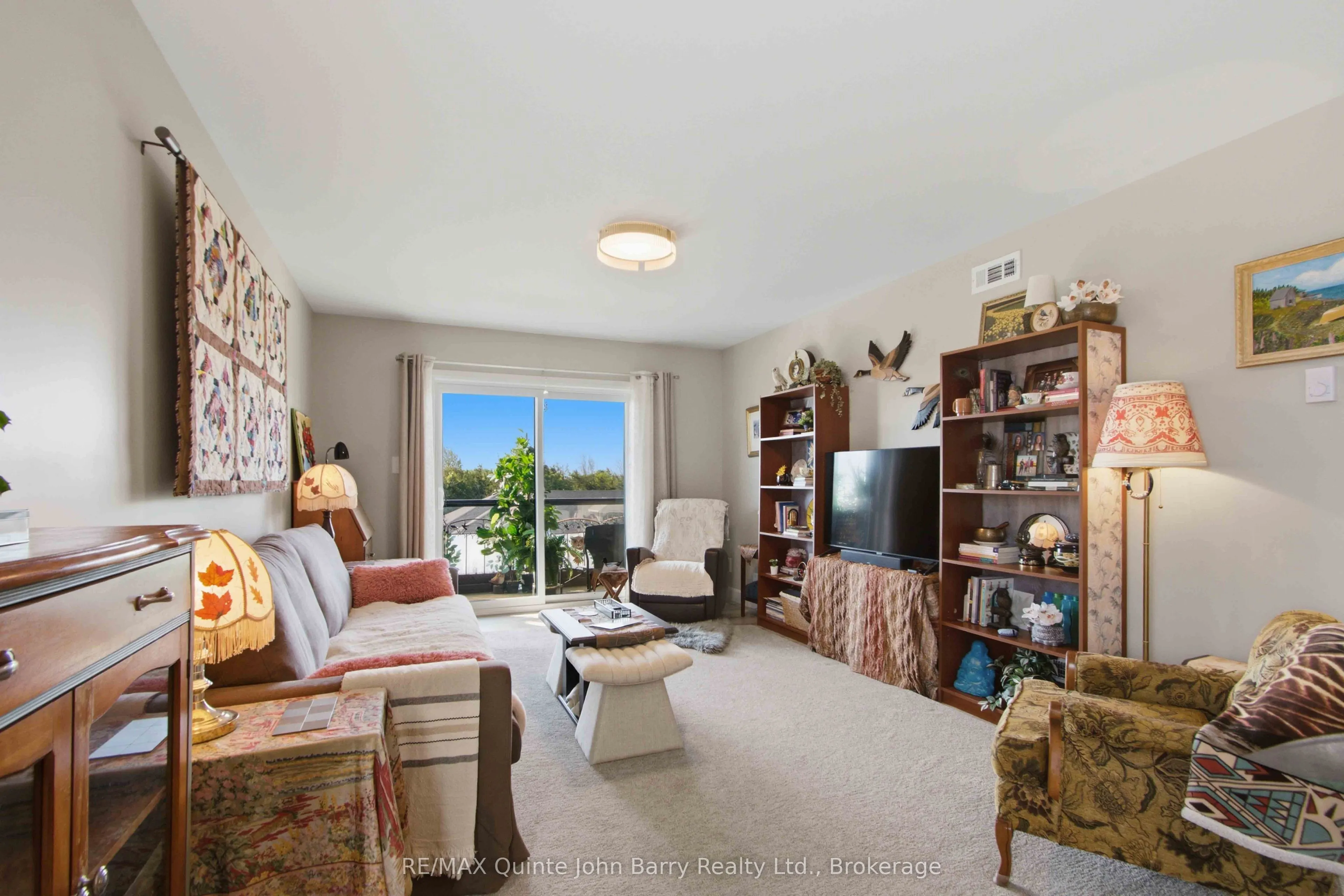 302-20 Hillside Meadow Drive #302