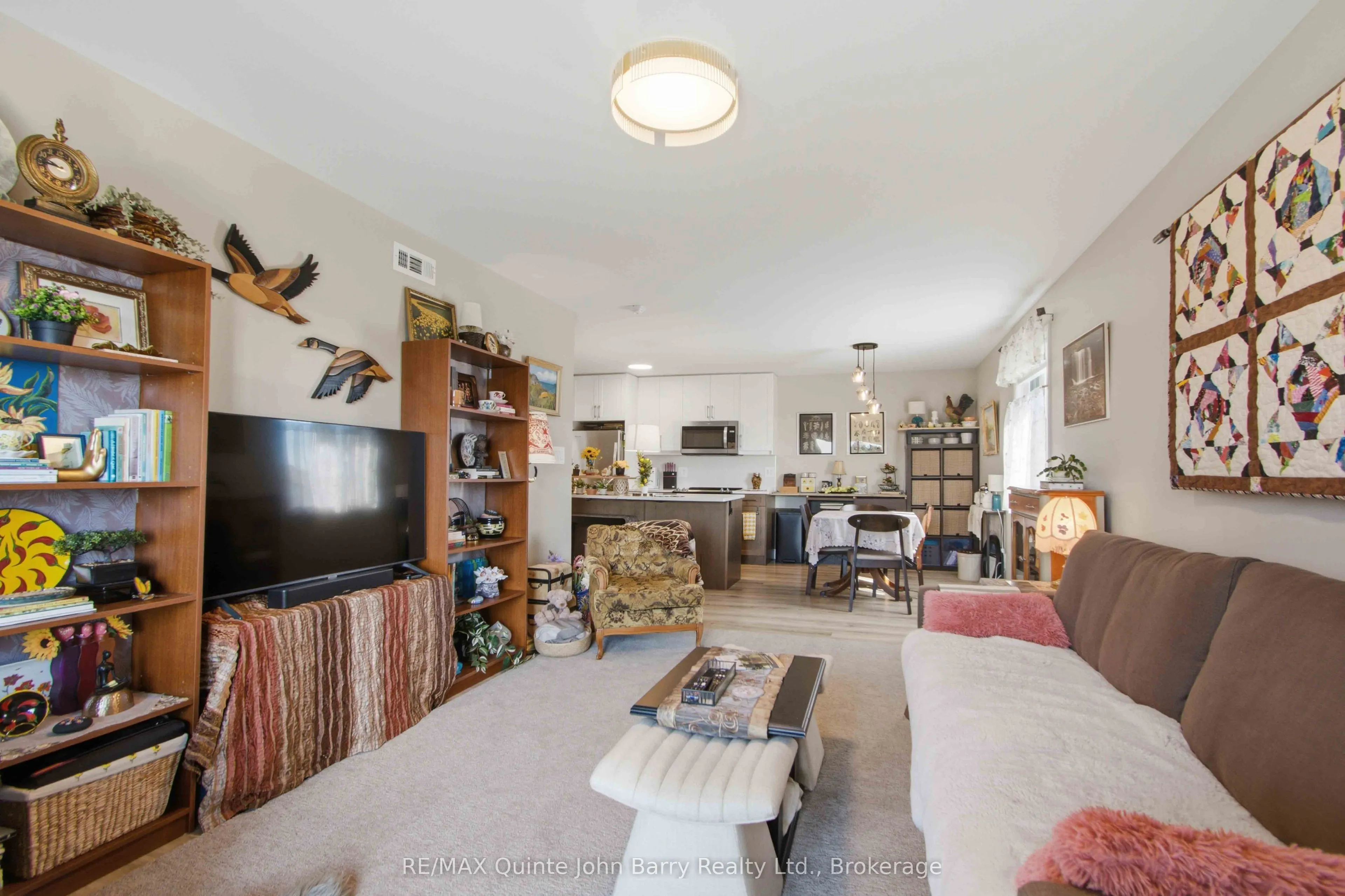 302-20 Hillside Meadow Drive #302