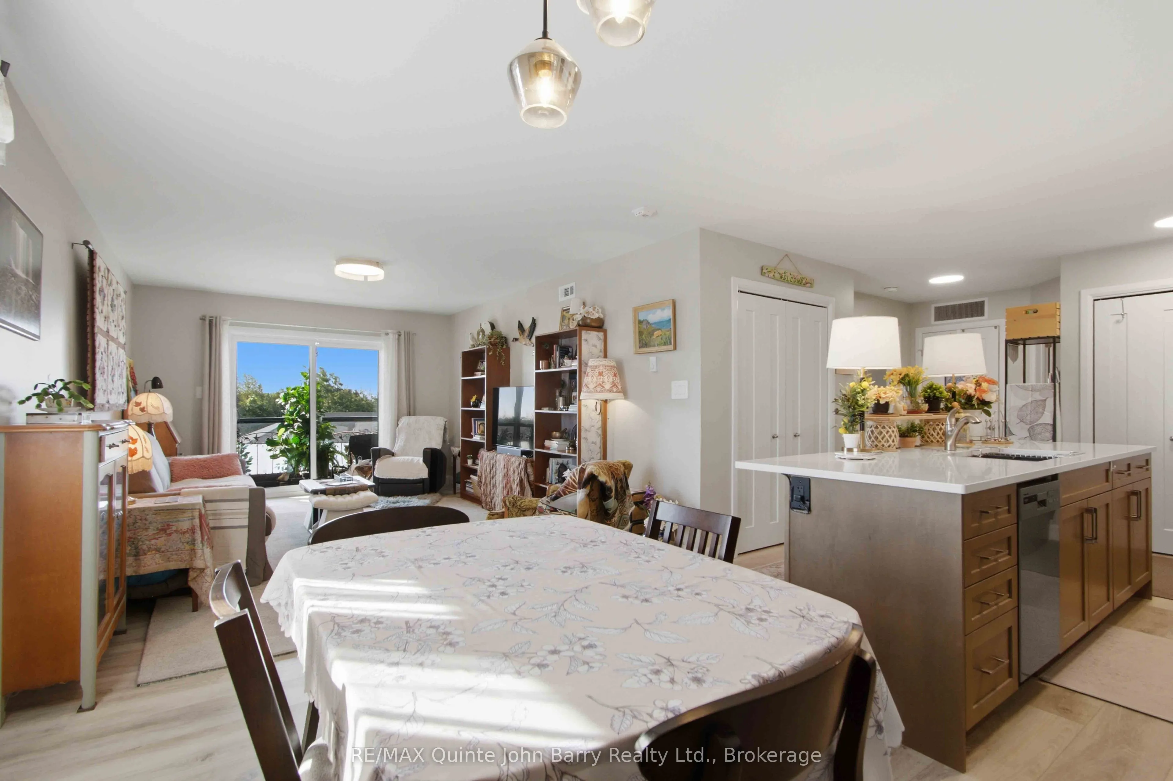 302-20 Hillside Meadow Drive #302