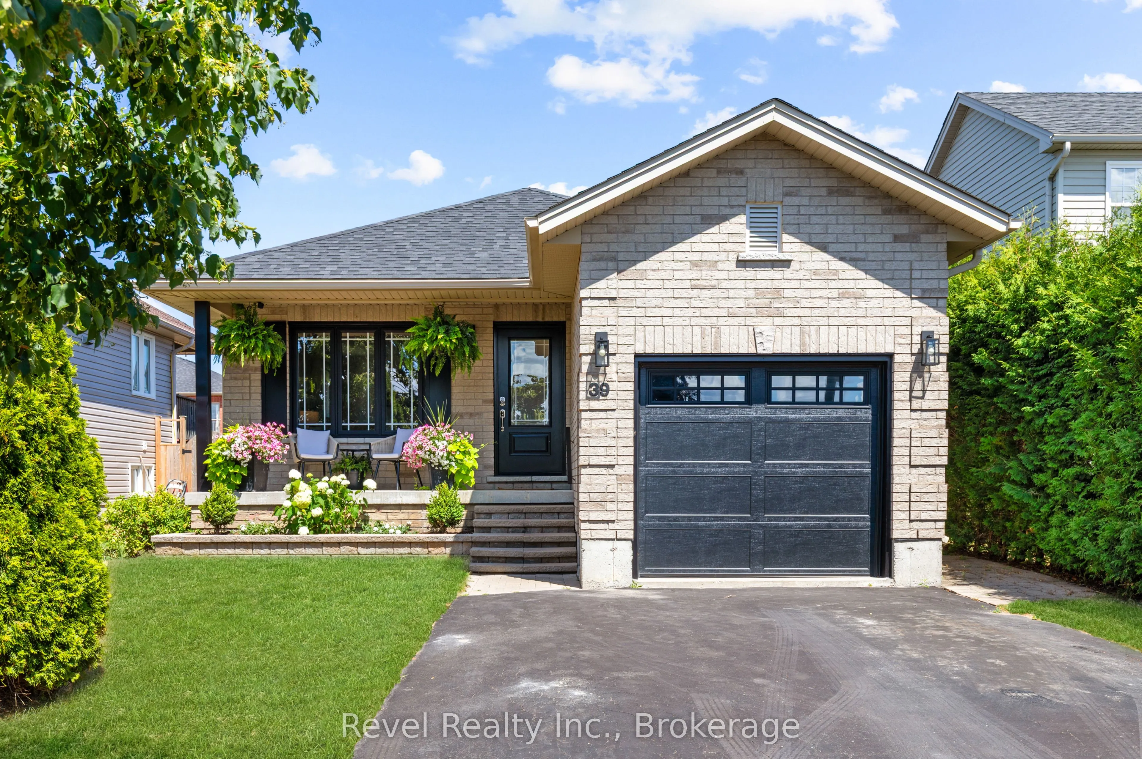 39 Springdale Drive