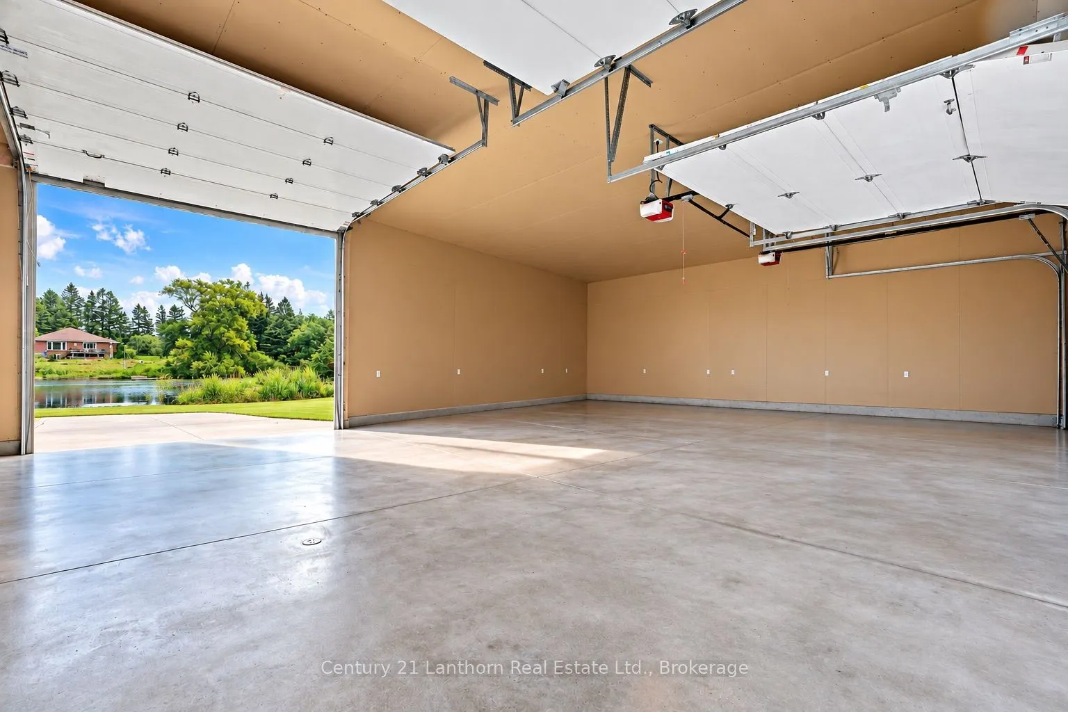 2318 Hutcheson (HWY 15) Drive