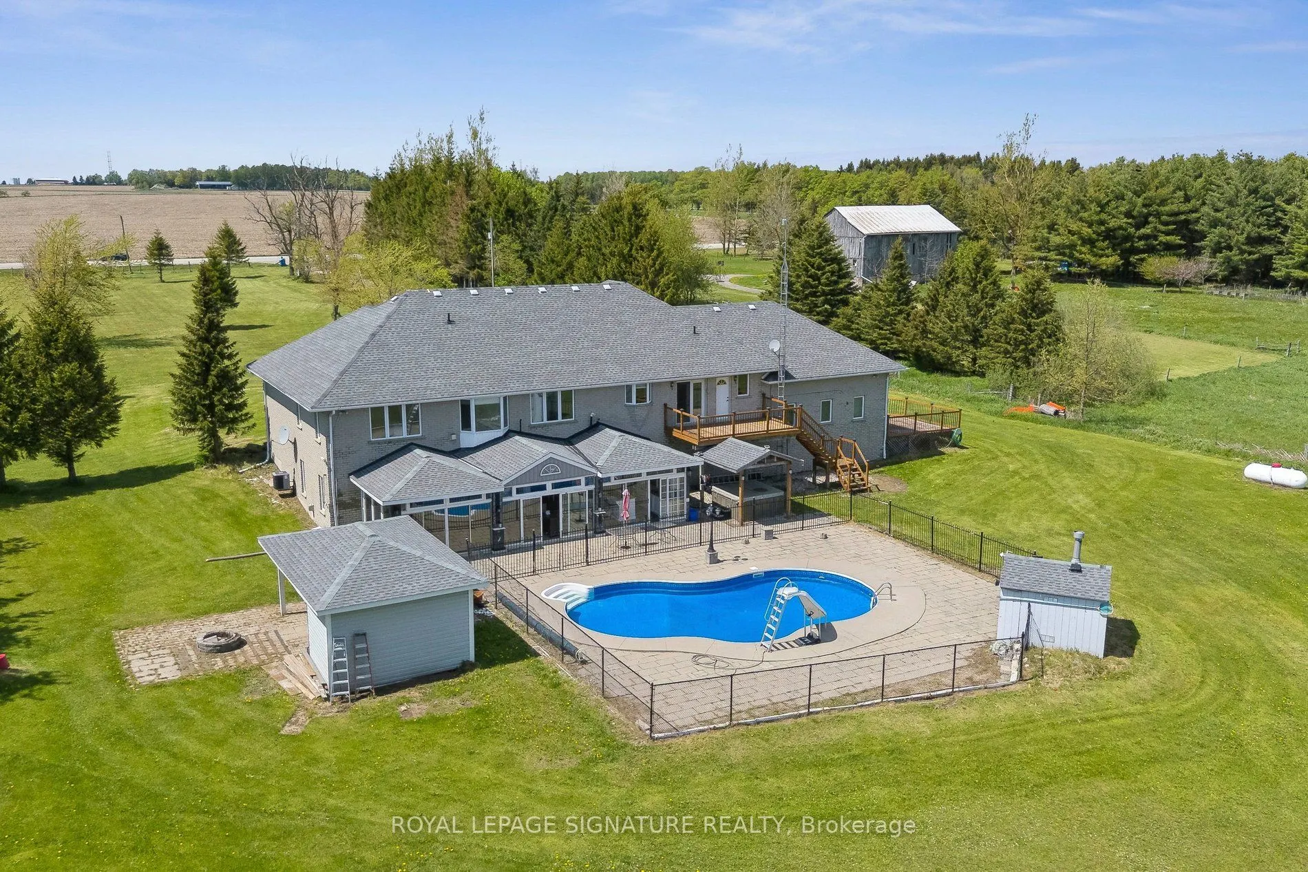 64256 Dufferin County Road #3