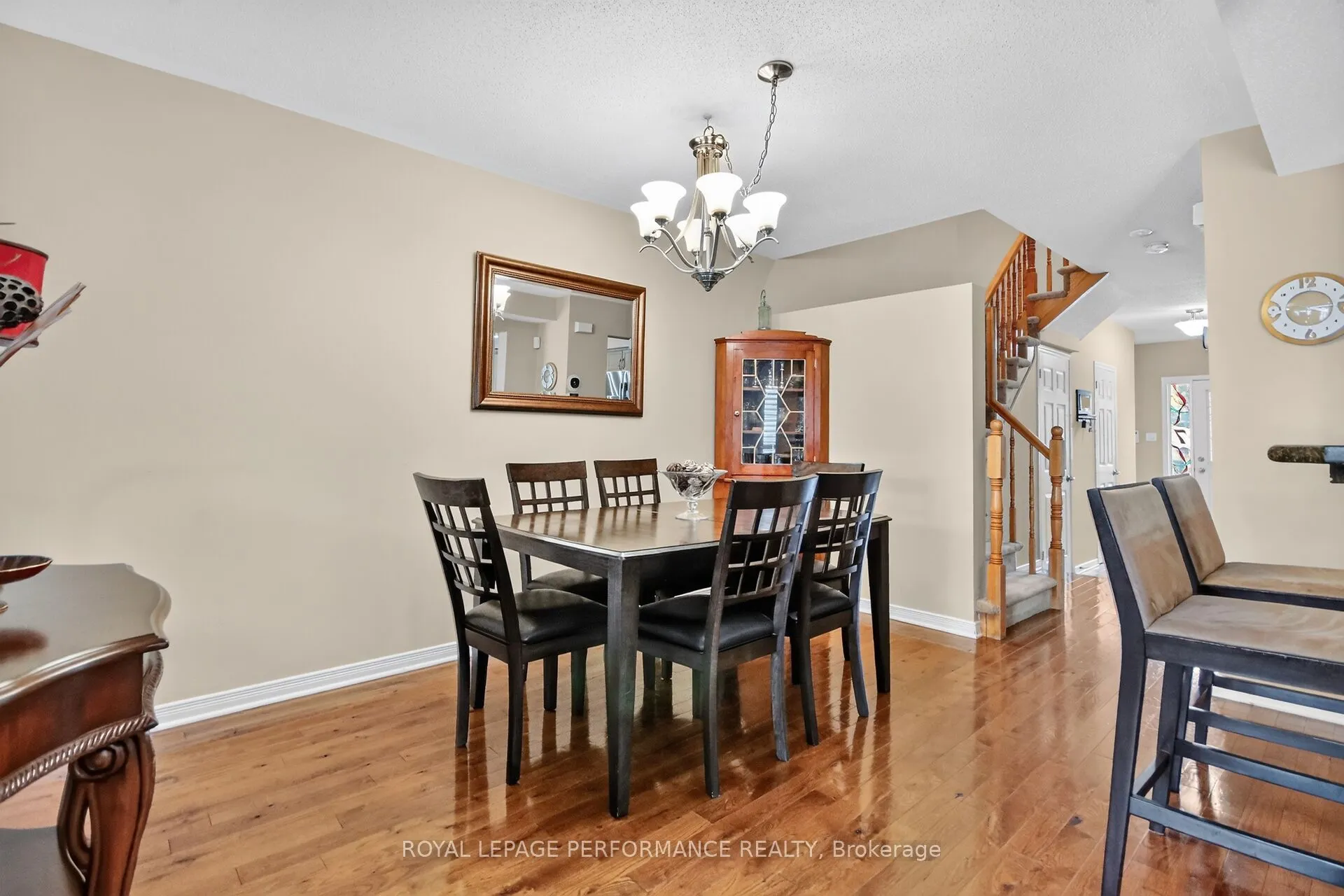 7 Calaveras Avenue