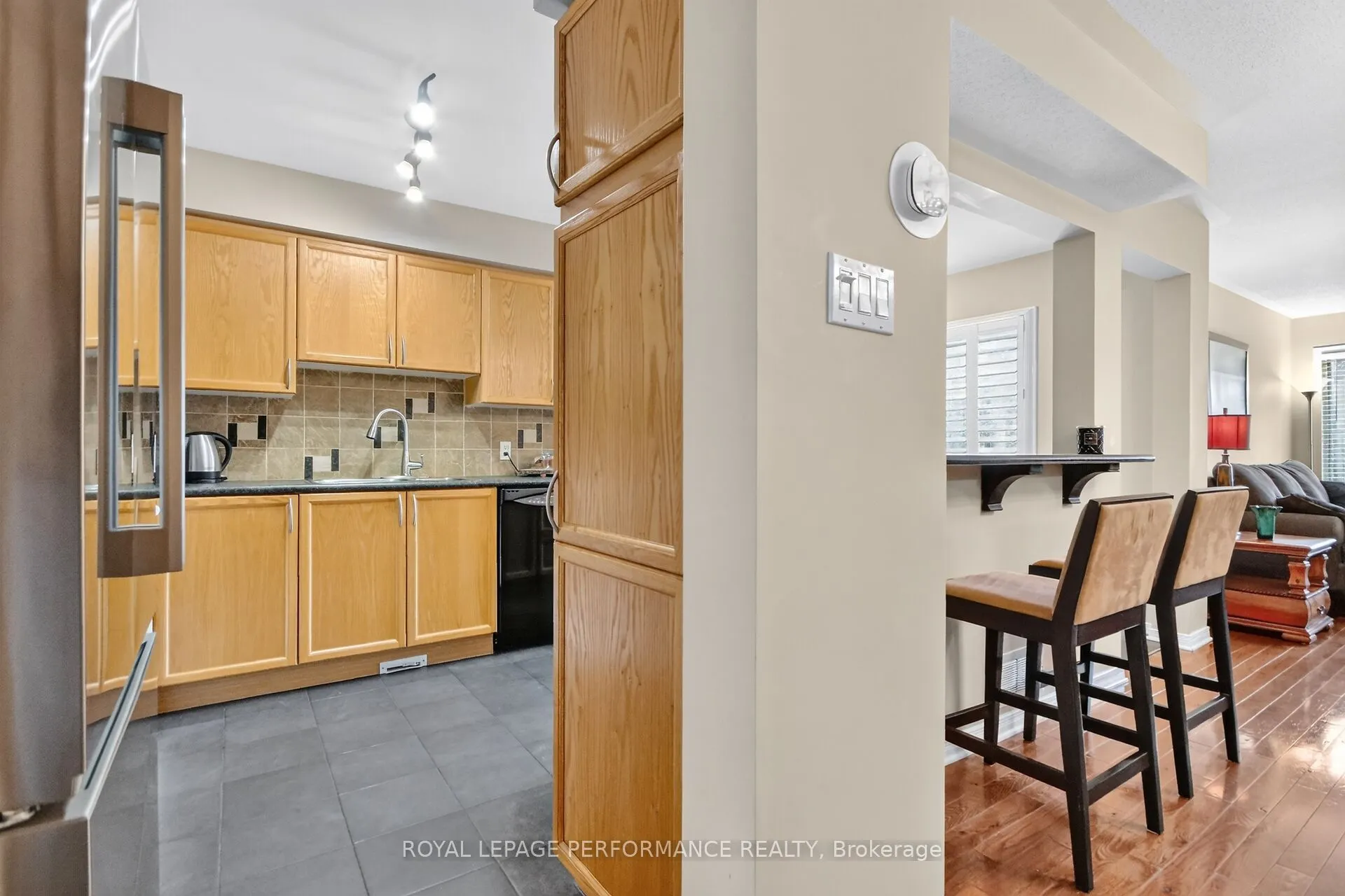 7 Calaveras Avenue
