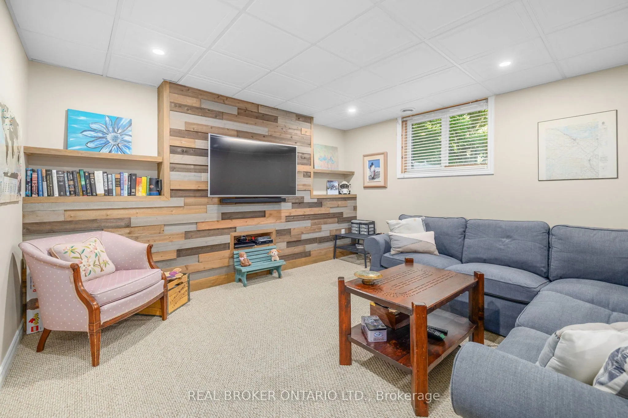 592 Caldwell Lane