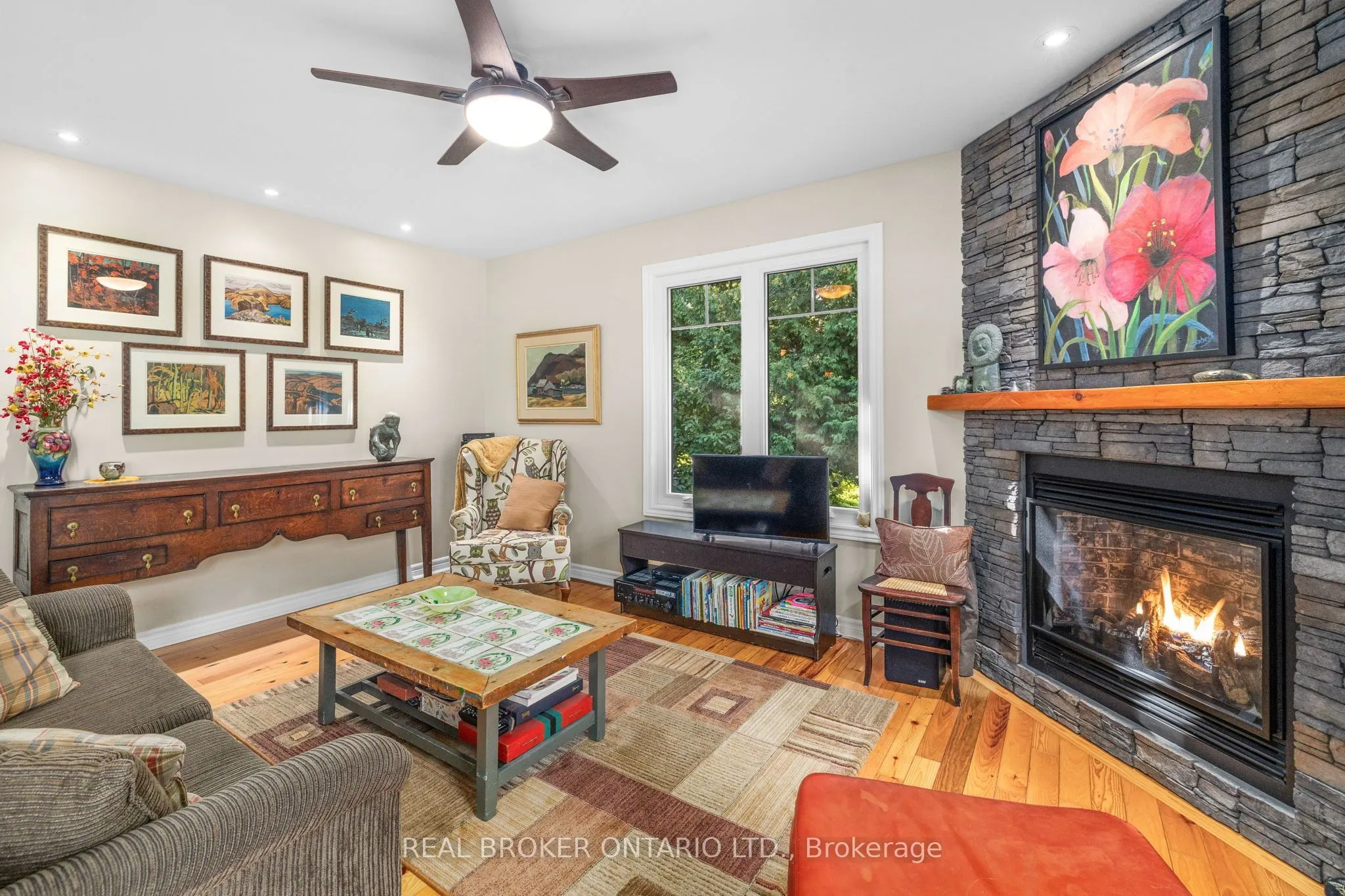 592 Caldwell Lane