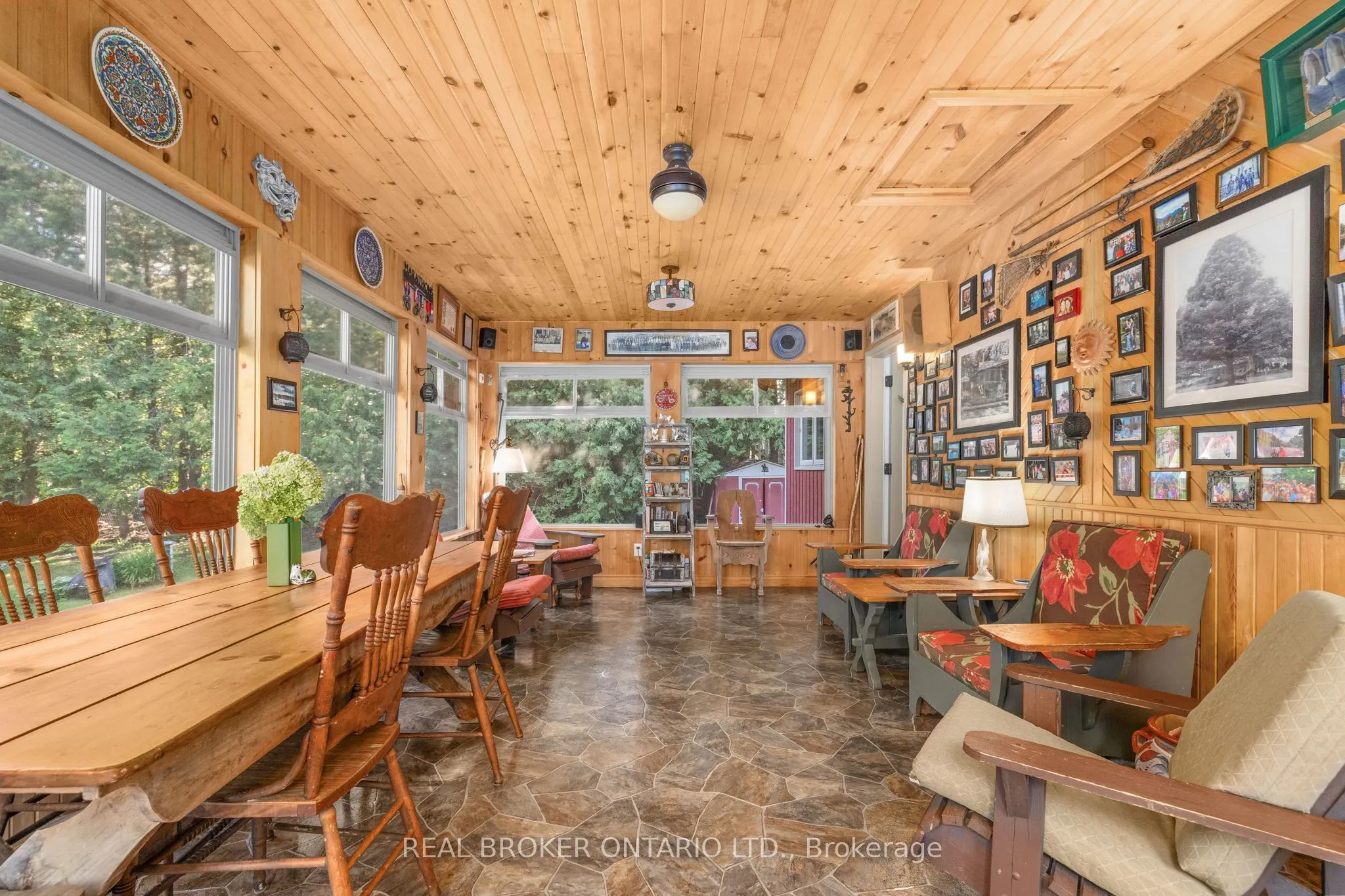 592 Caldwell Lane
