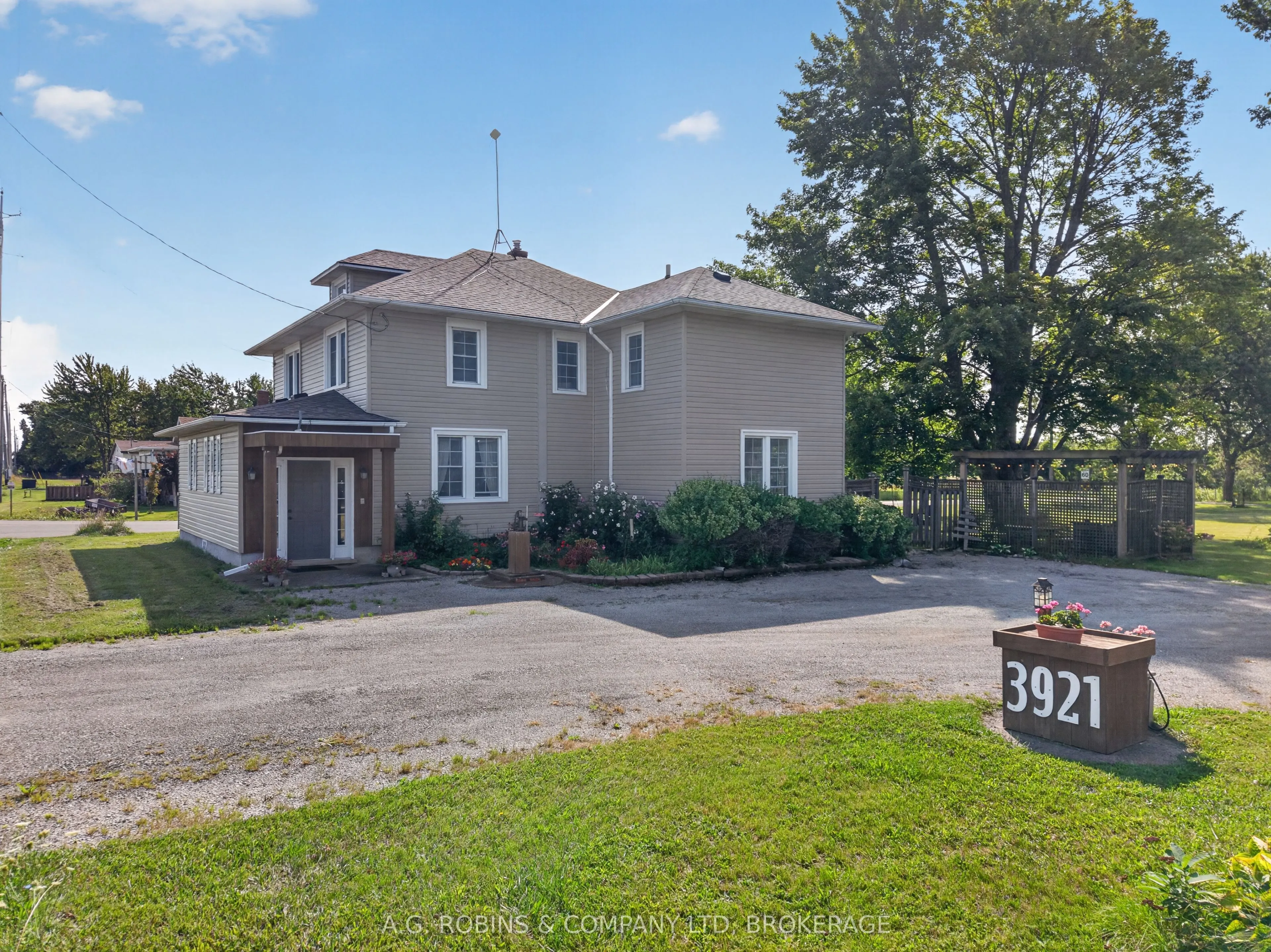 3921 #3 Highway E