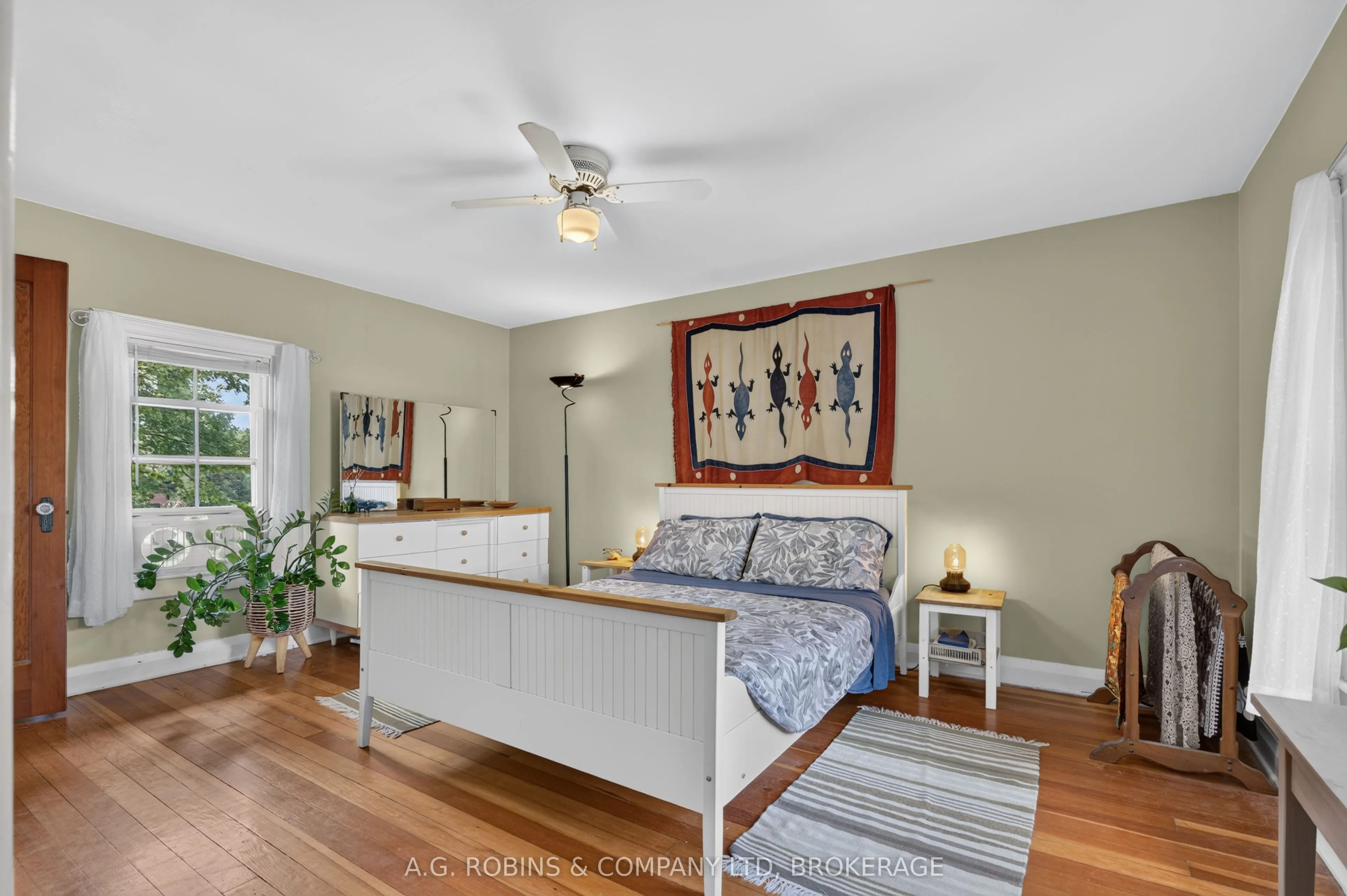 3921 #3 Highway E