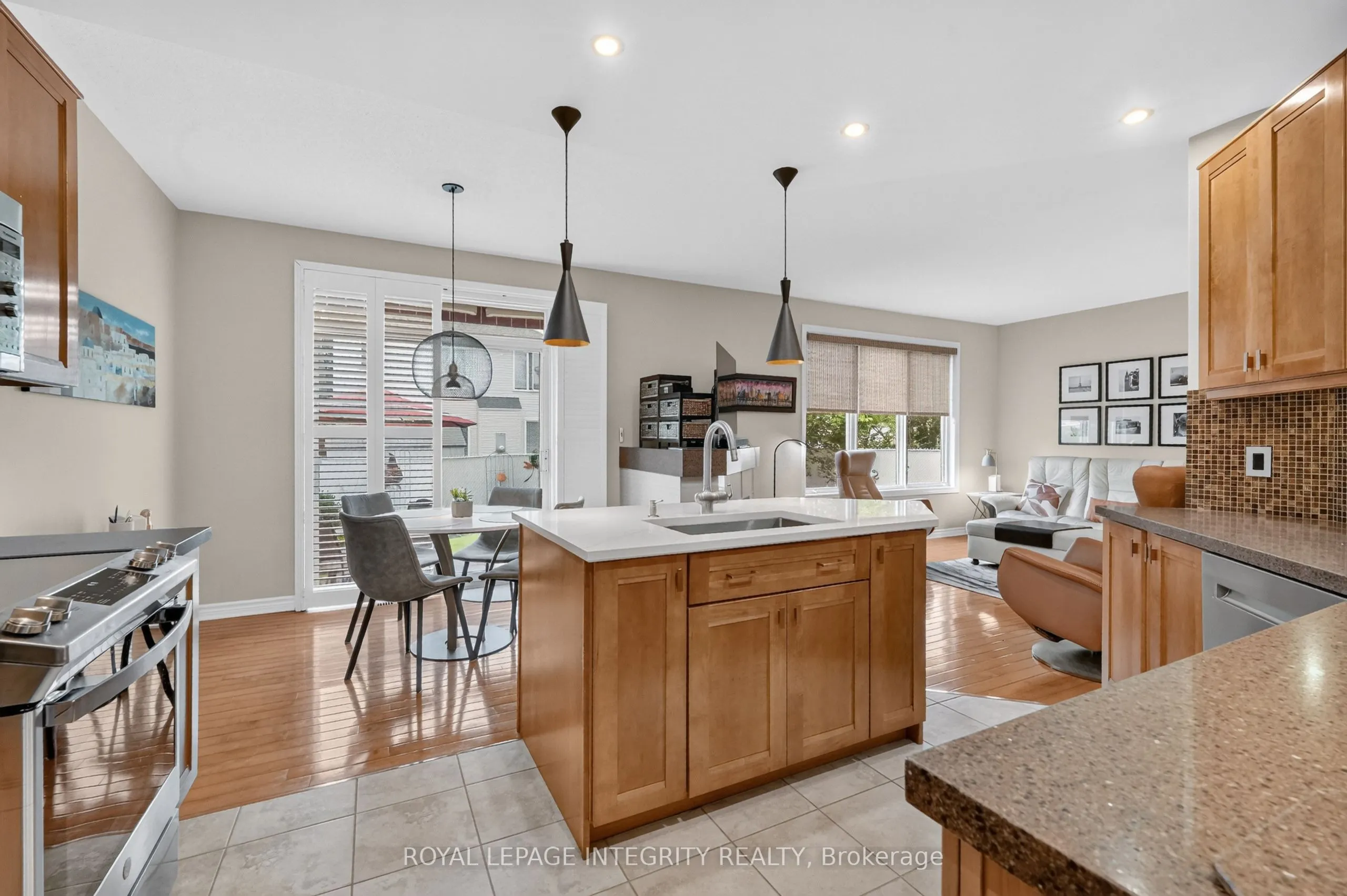 2117 Sandy Oaks Drive