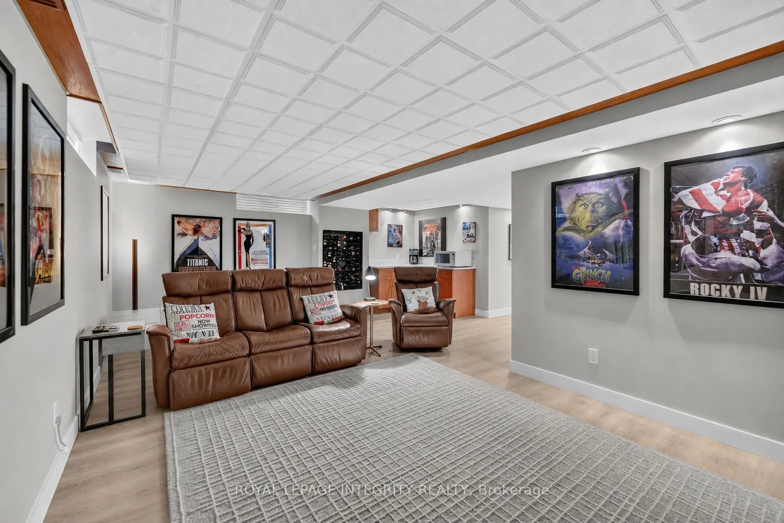 2117 Sandy Oaks Drive