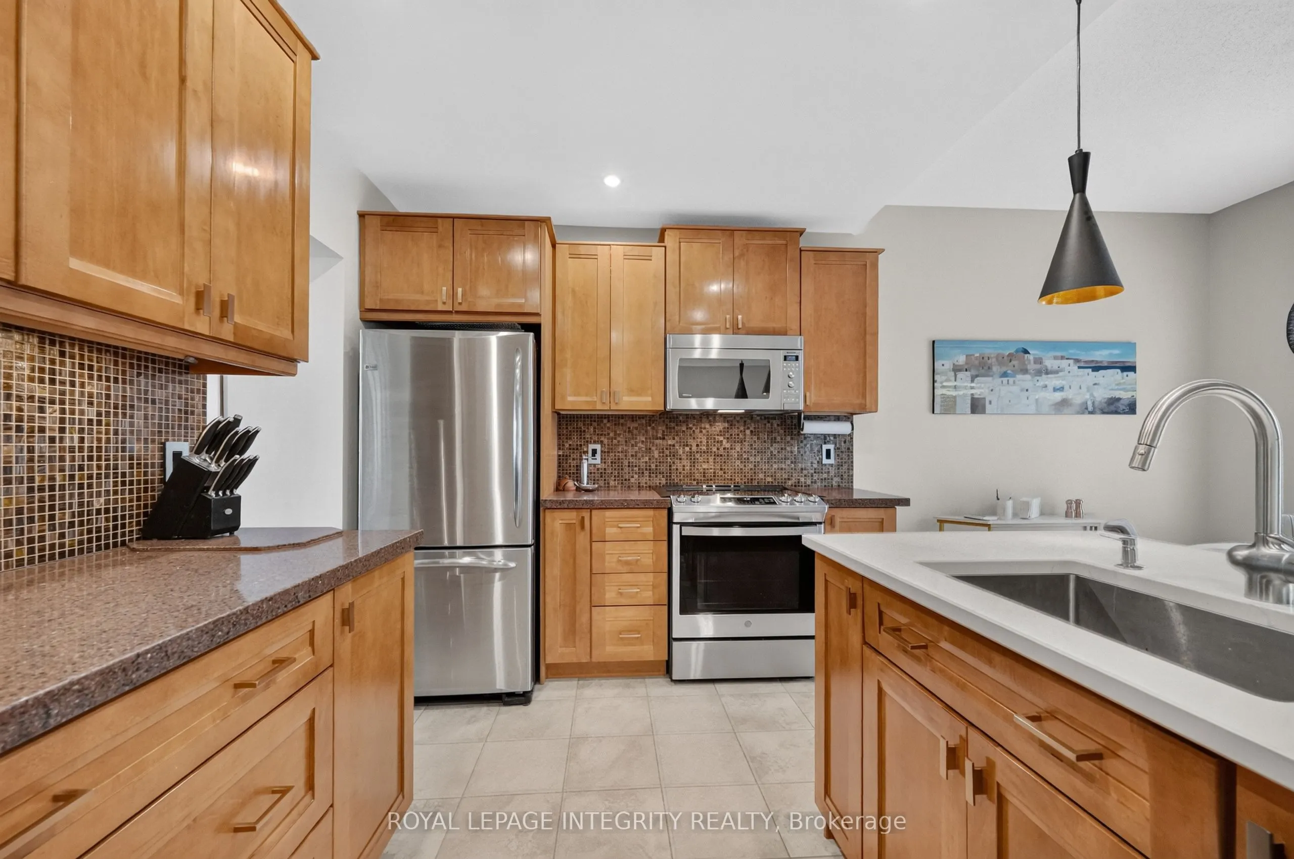 2117 Sandy Oaks Drive
