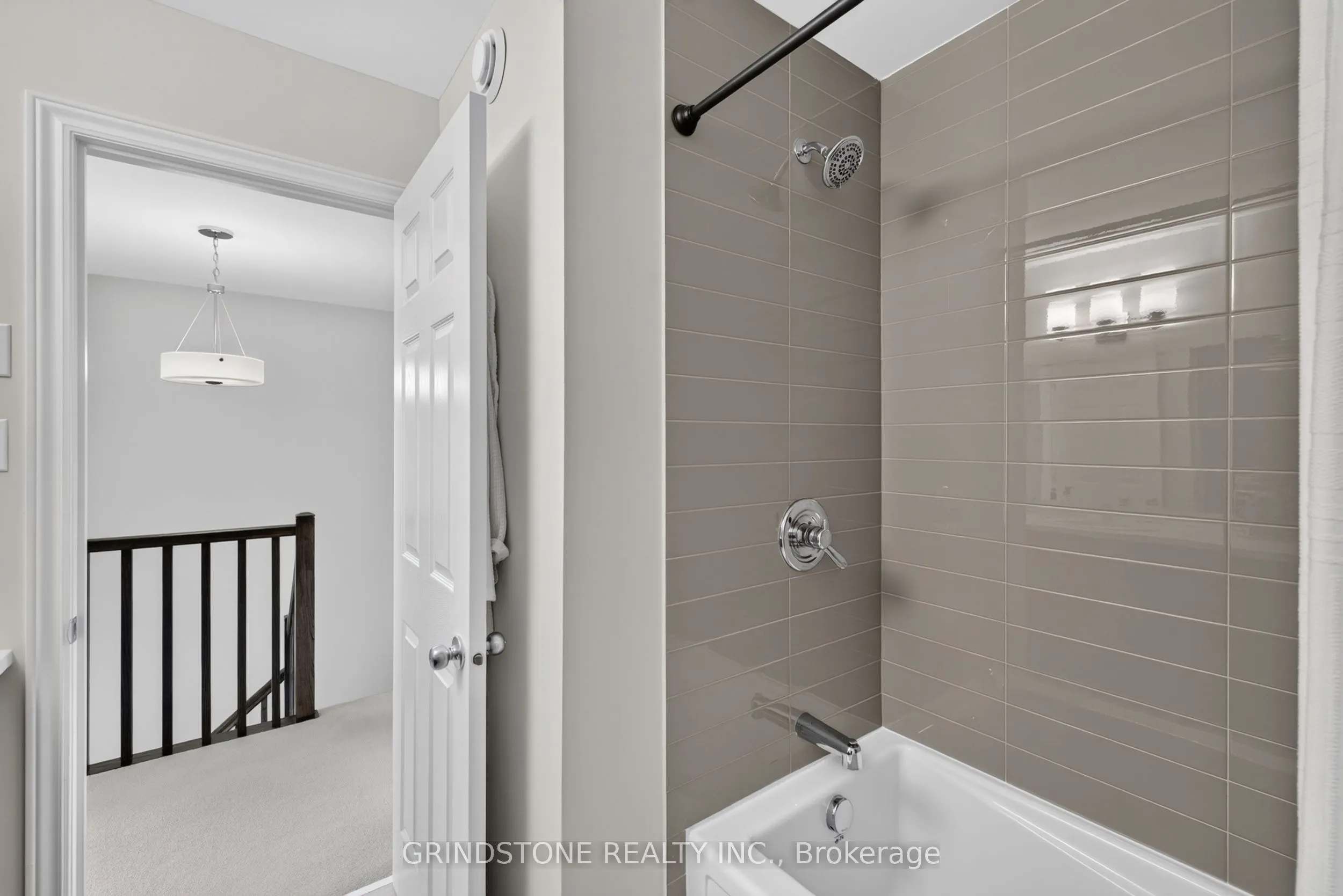 203 Trollius Way