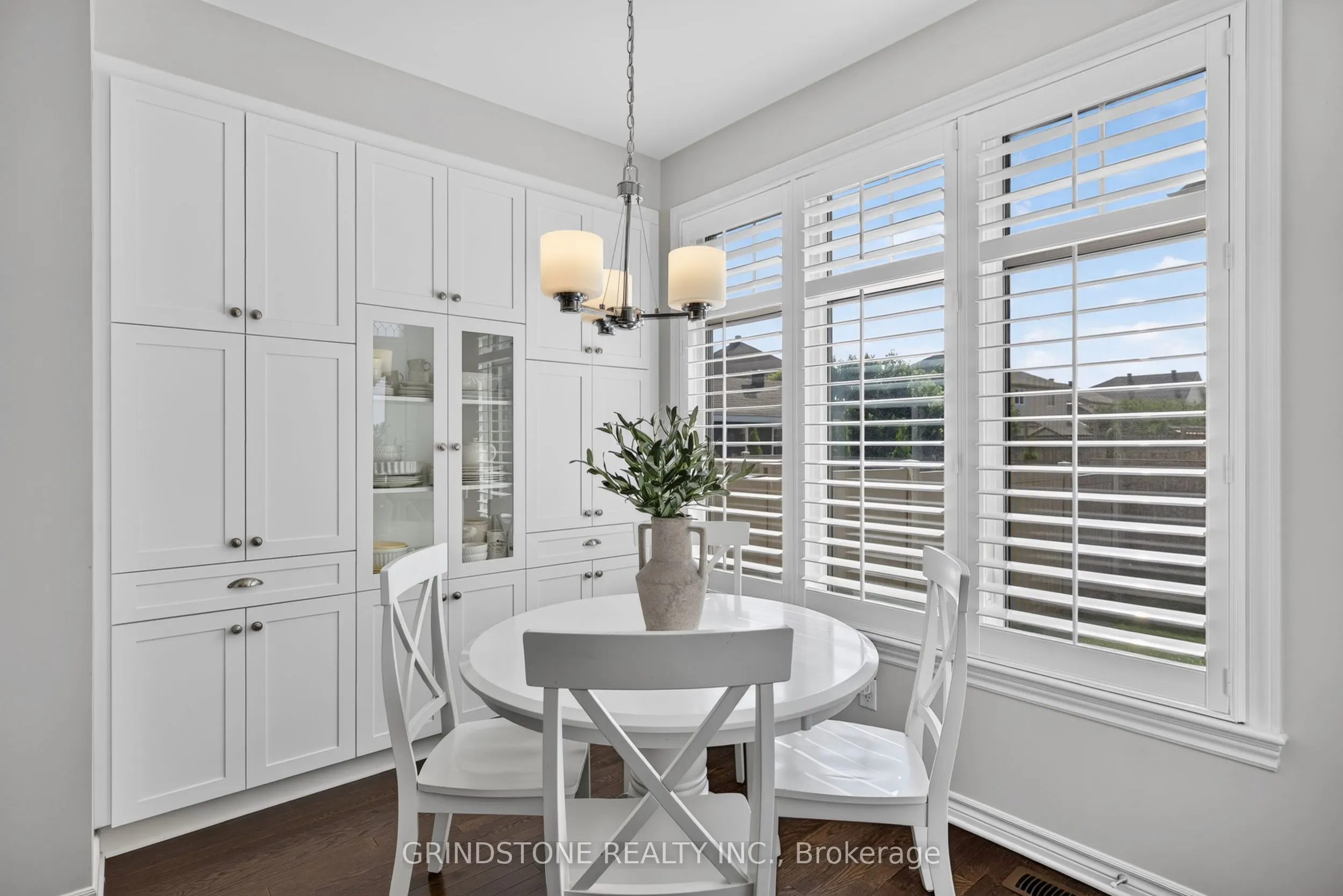 203 Trollius Way