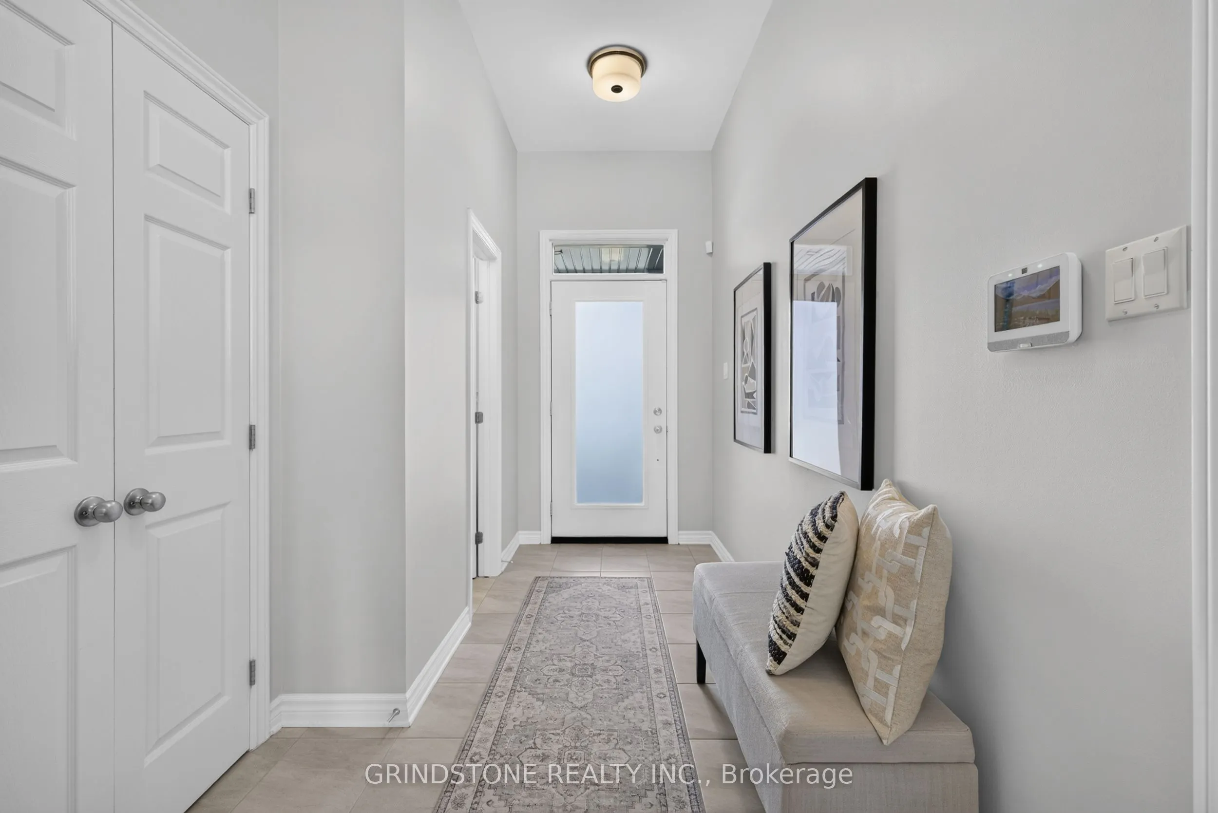 203 Trollius Way