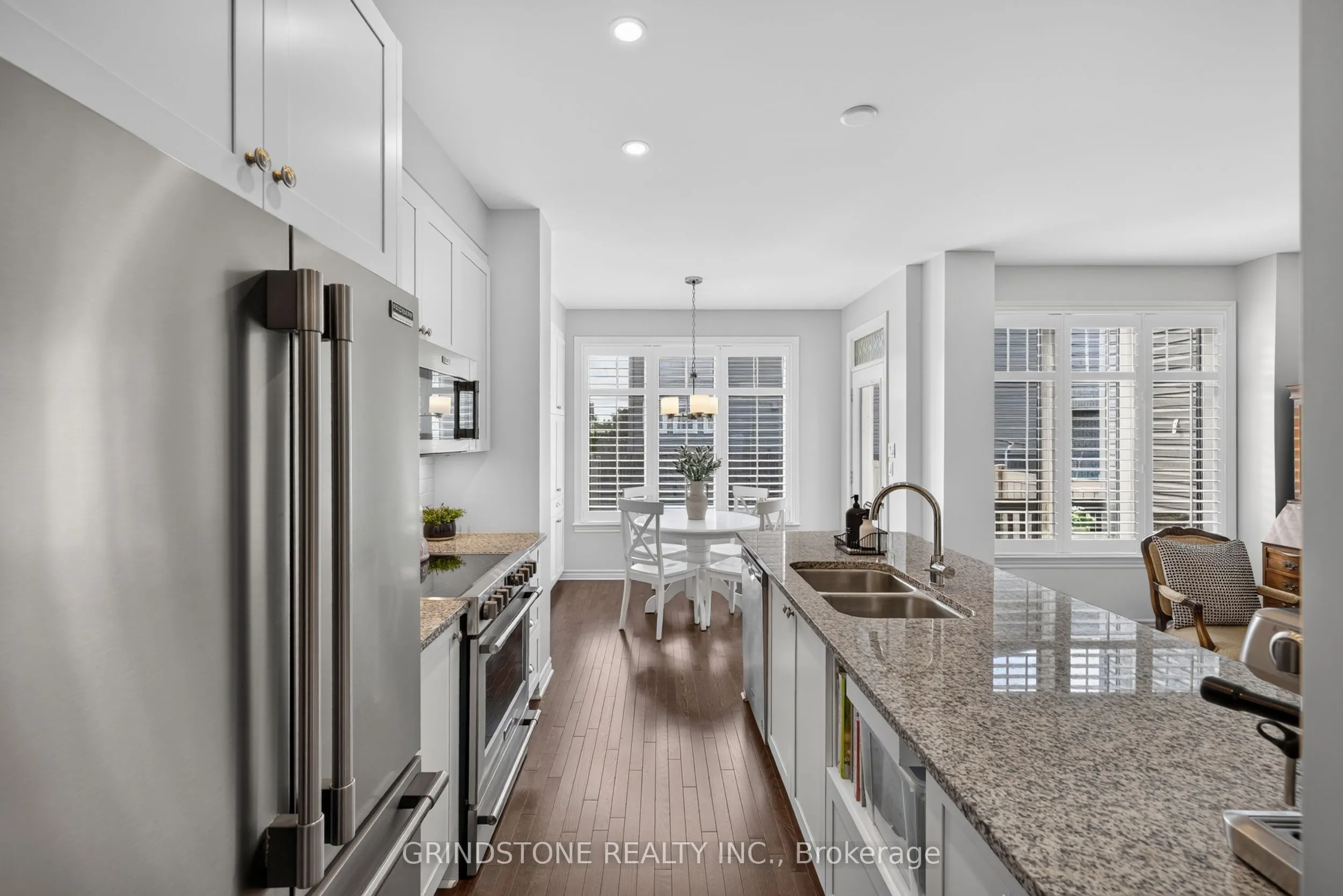 203 Trollius Way