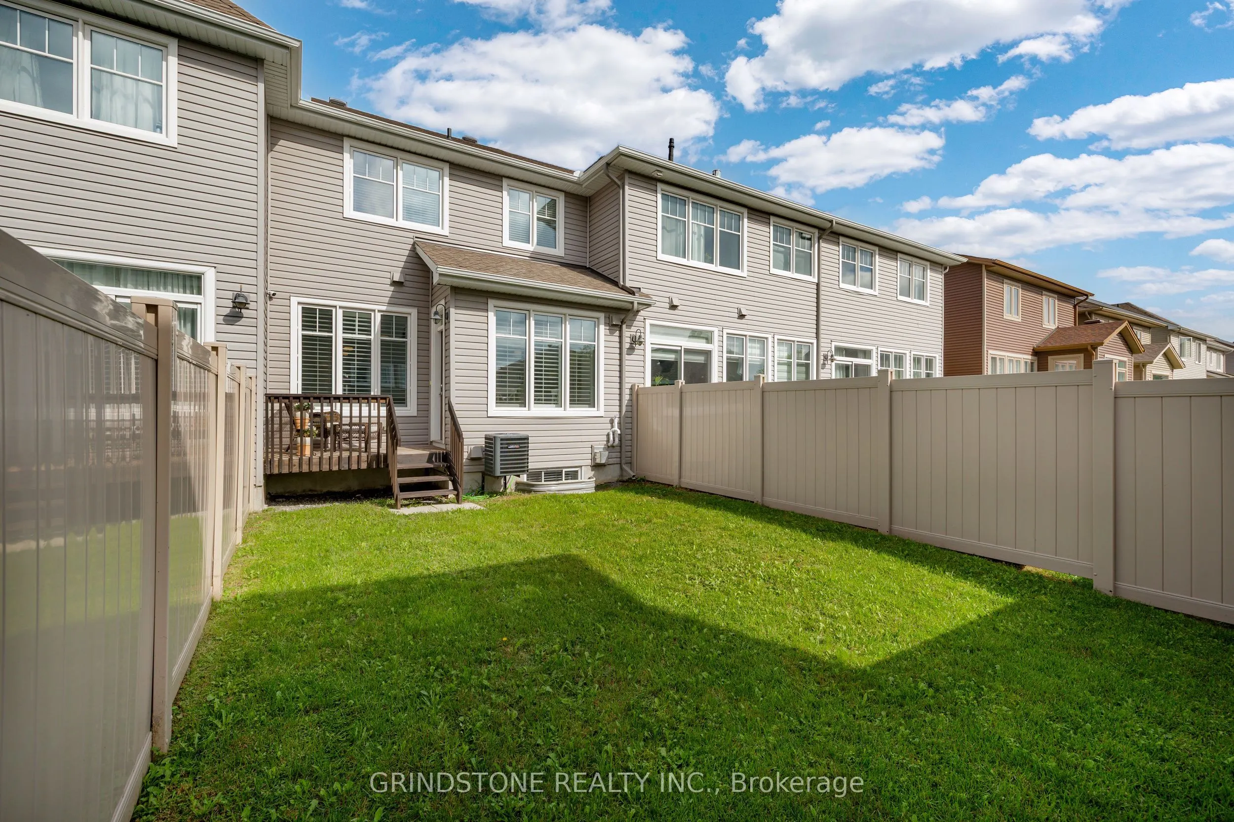 203 Trollius Way